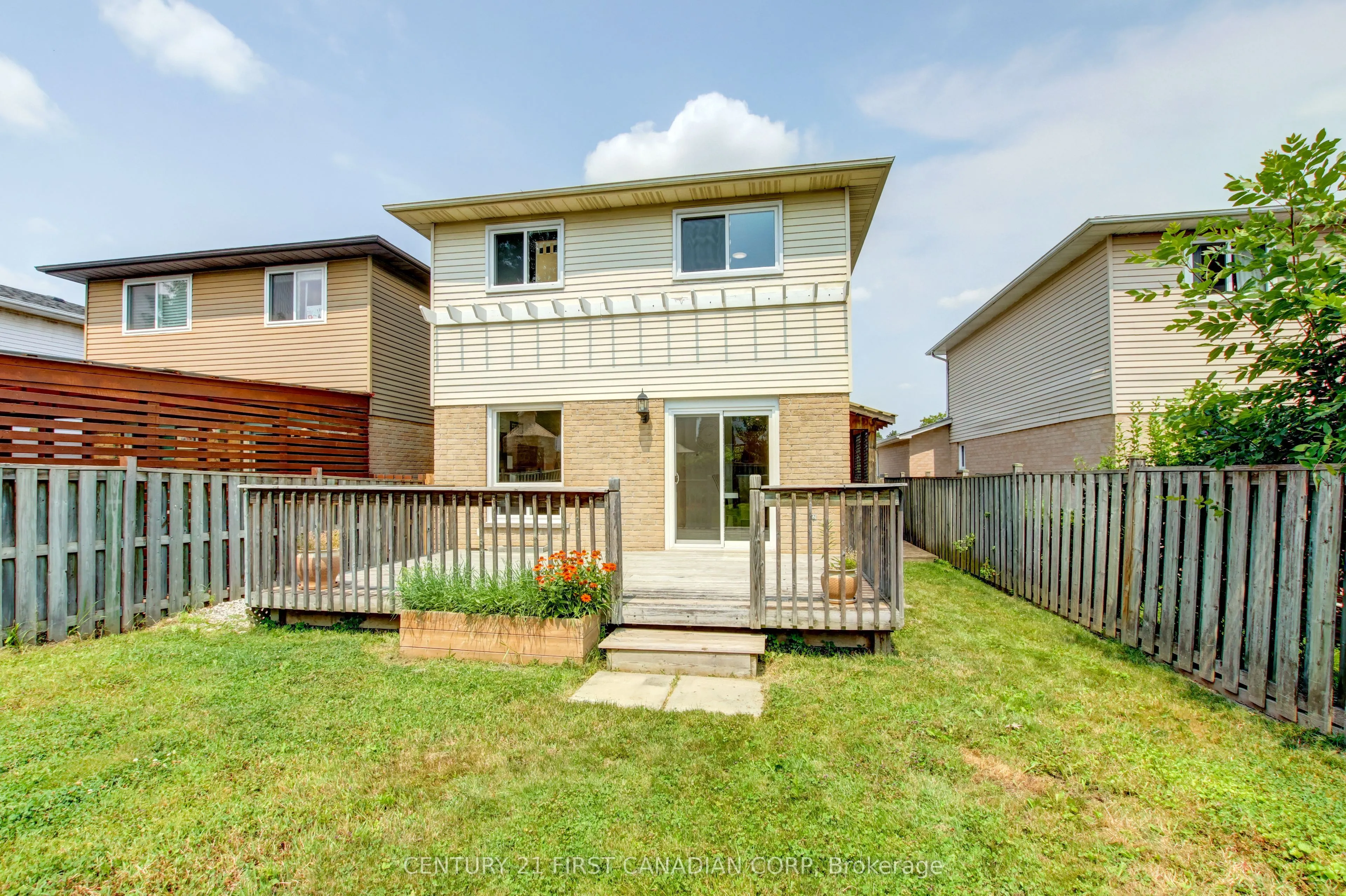 79 Newbridge Crescent