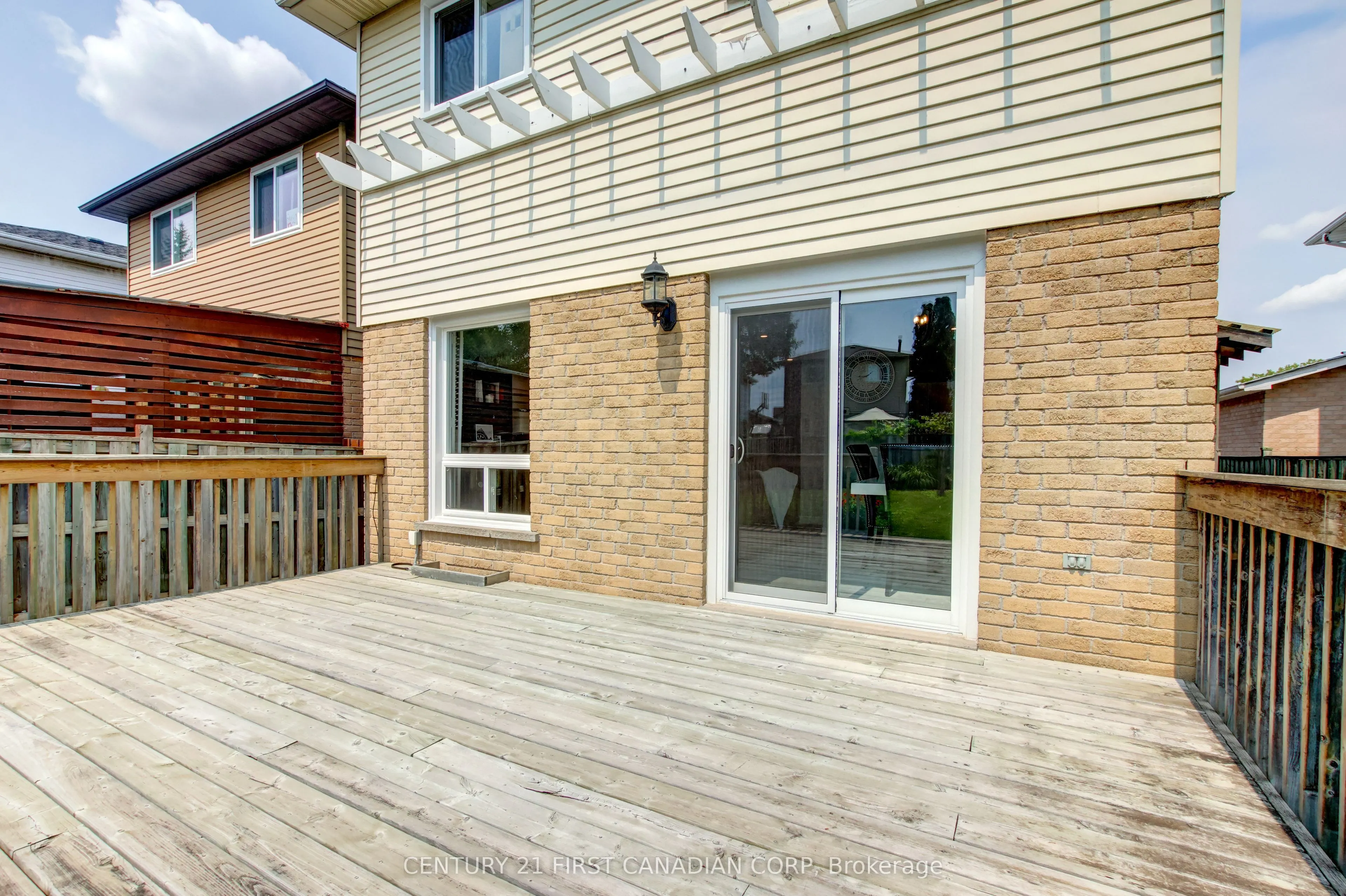 79 Newbridge Crescent