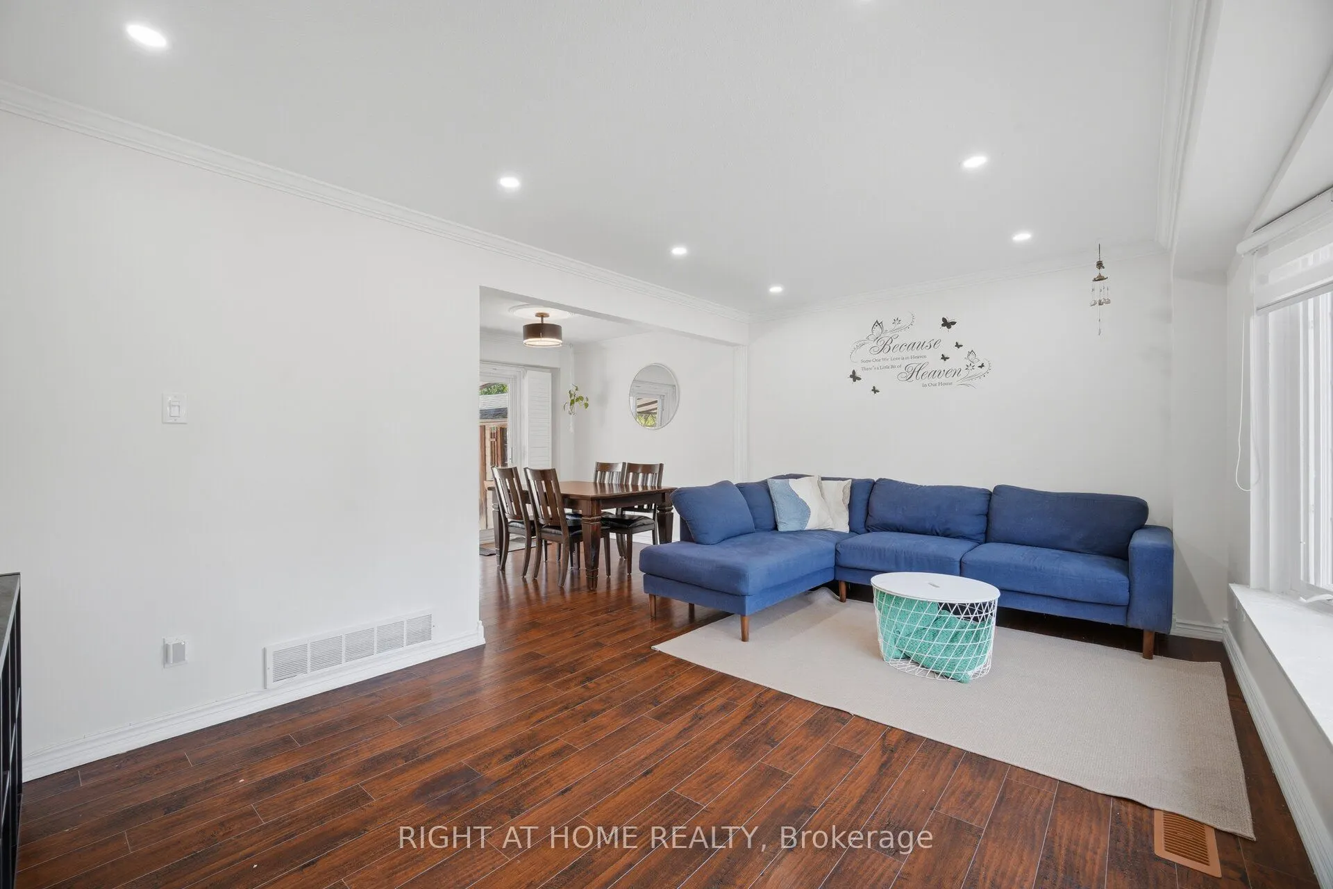 4 Rosefield Drive
