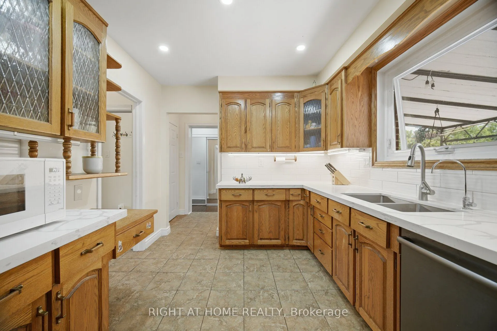 4 Rosefield Drive