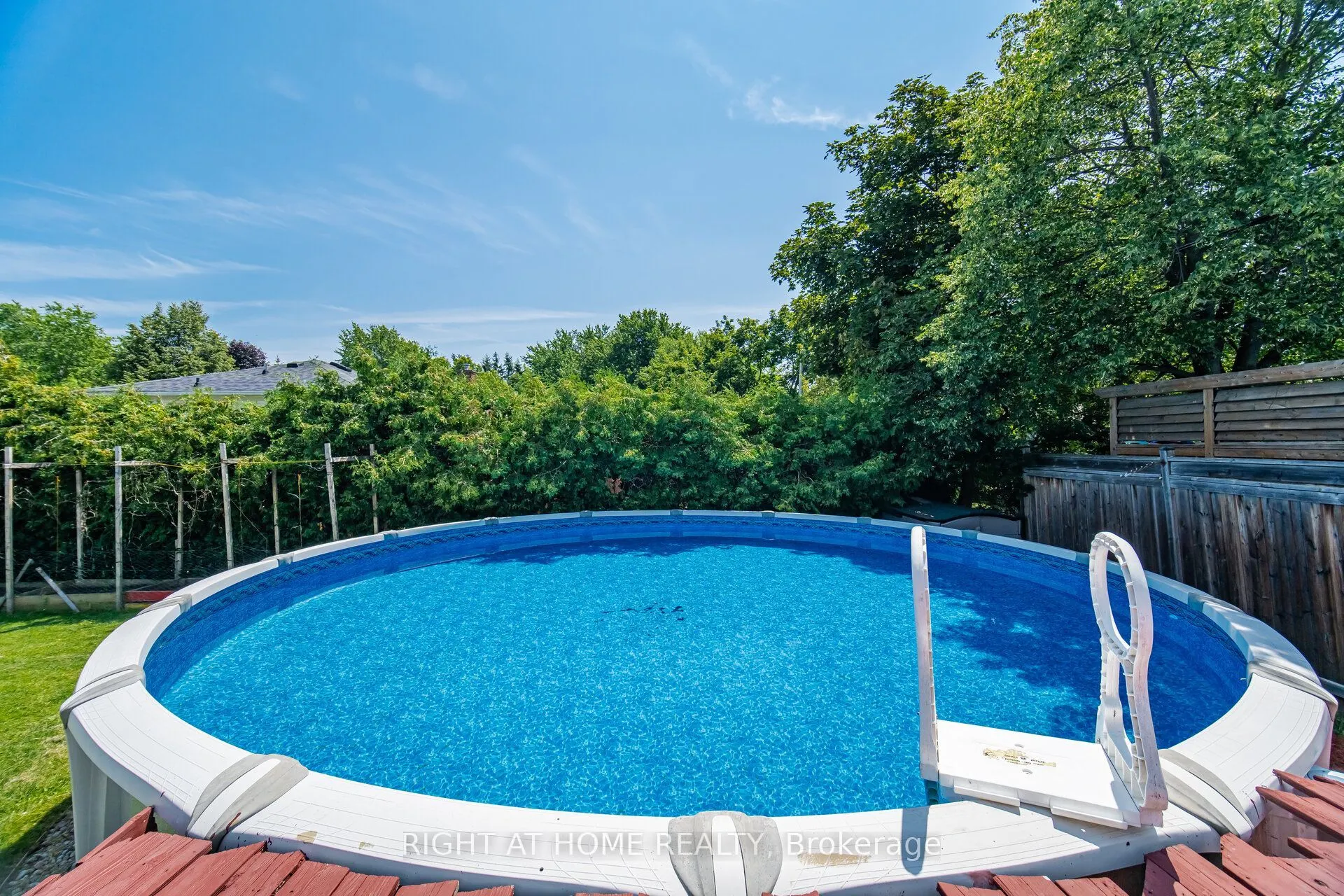 4 Rosefield Drive