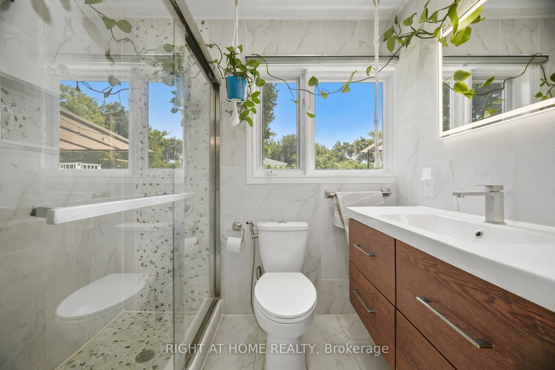 4 Rosefield Drive