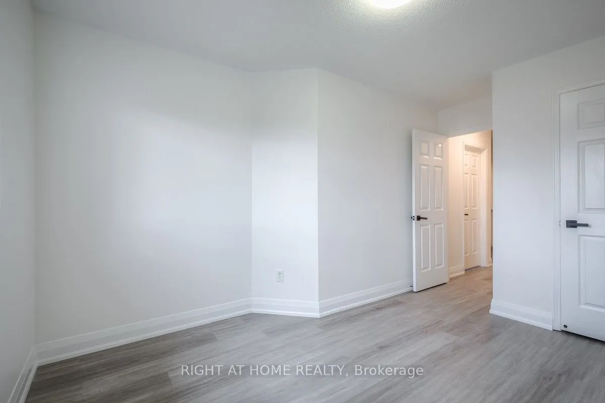7401 Village Walk