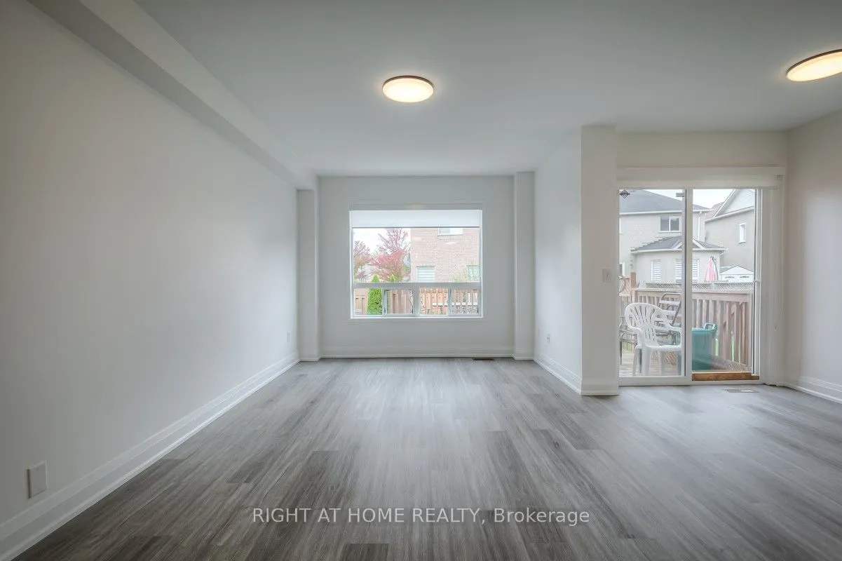 7401 Village Walk