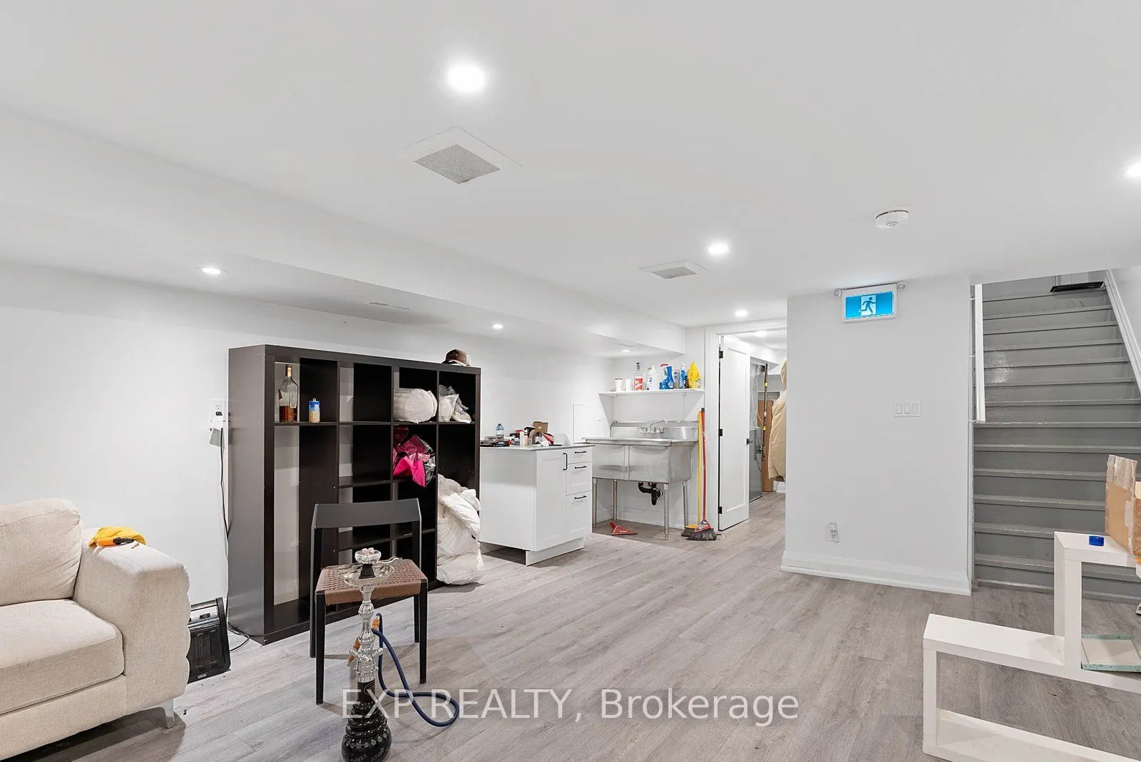 514A Evans Avenue