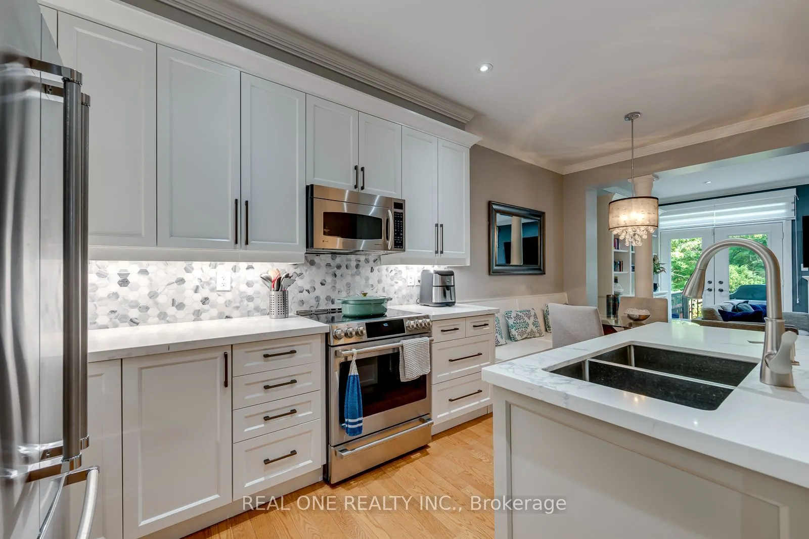 2254 Rockingham Drive #6