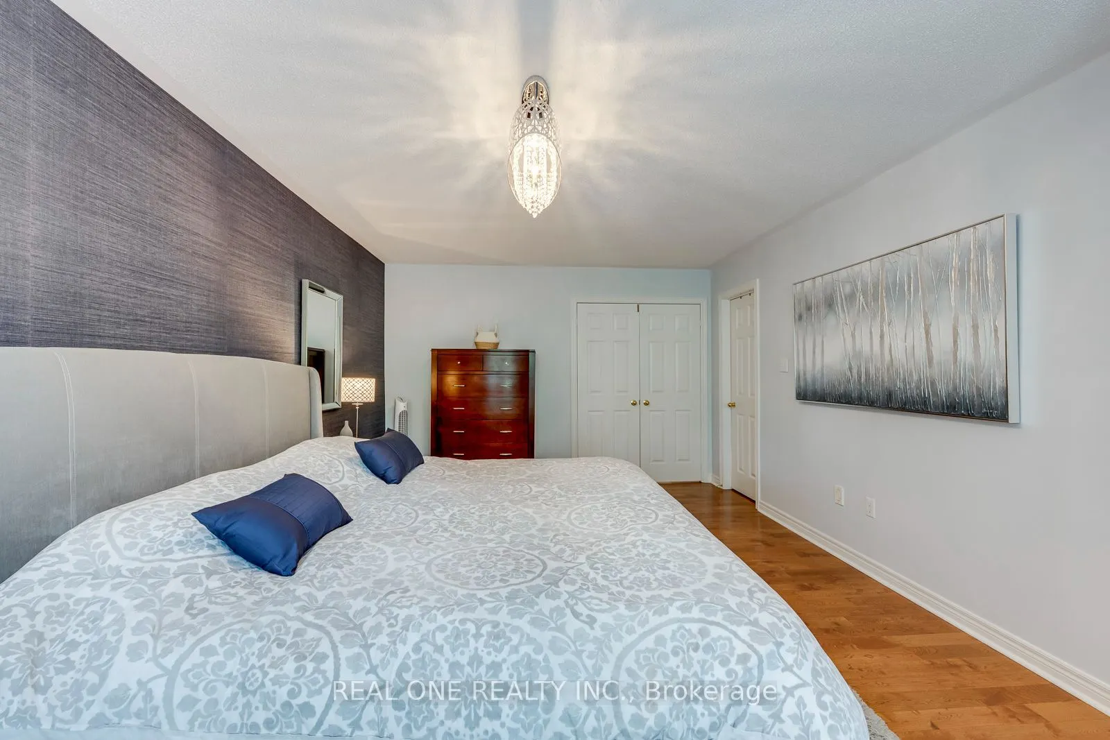 2254 Rockingham Drive #6