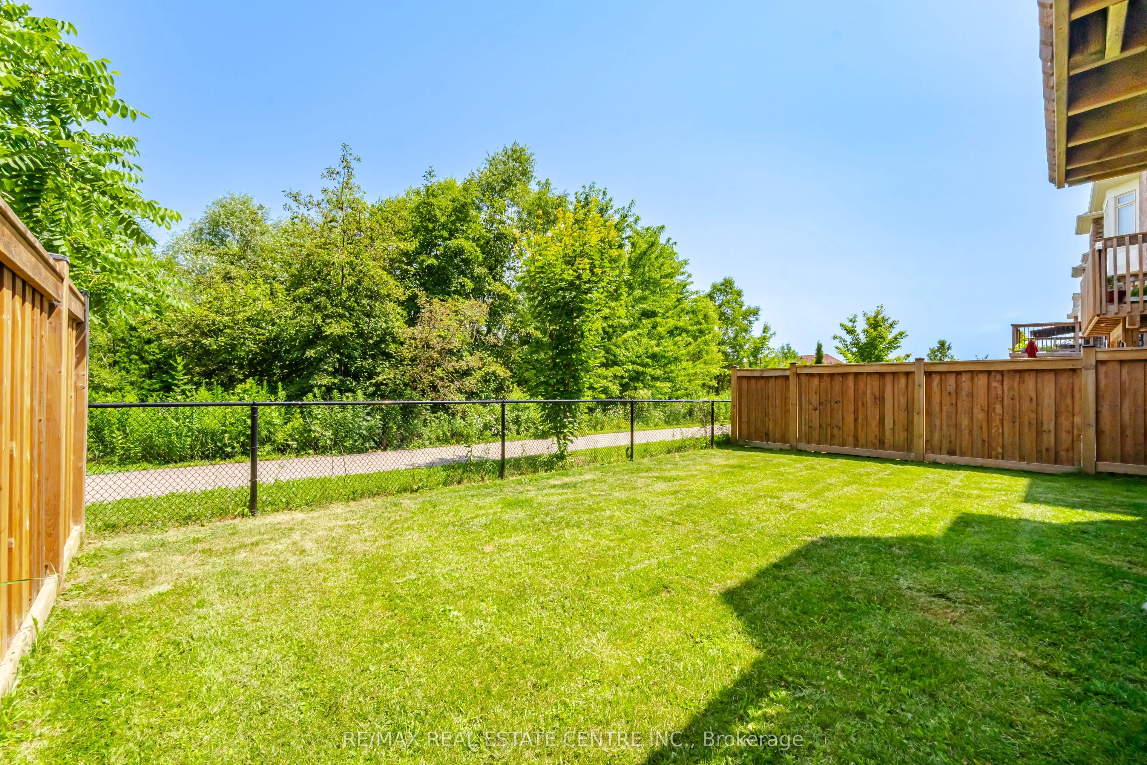 15 Provost Trail
