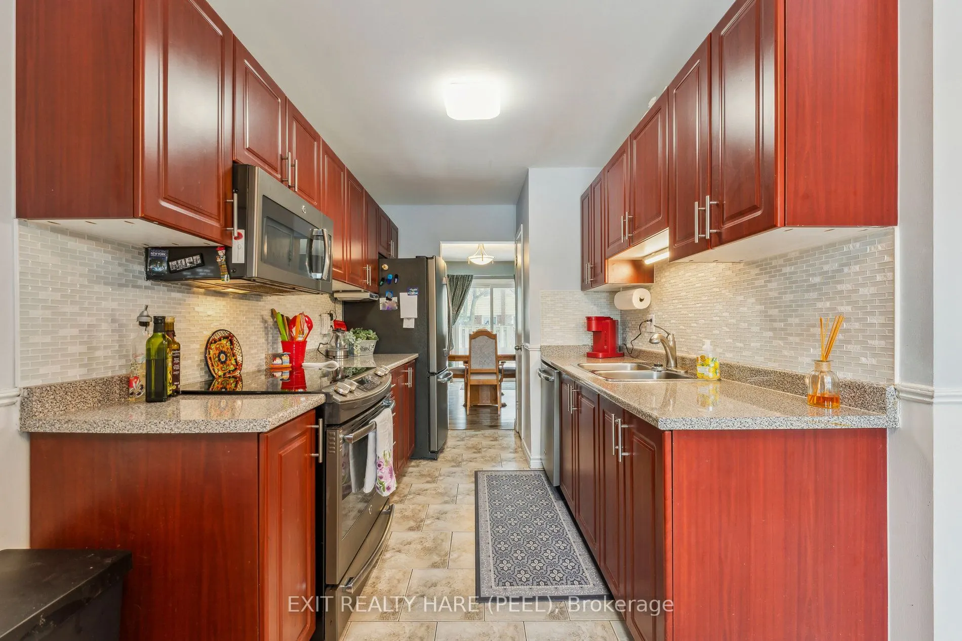 900 Central Park Drive N #78