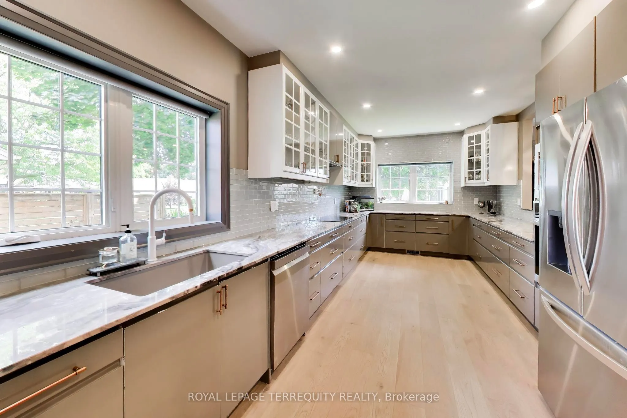 1621 Skyline Drive