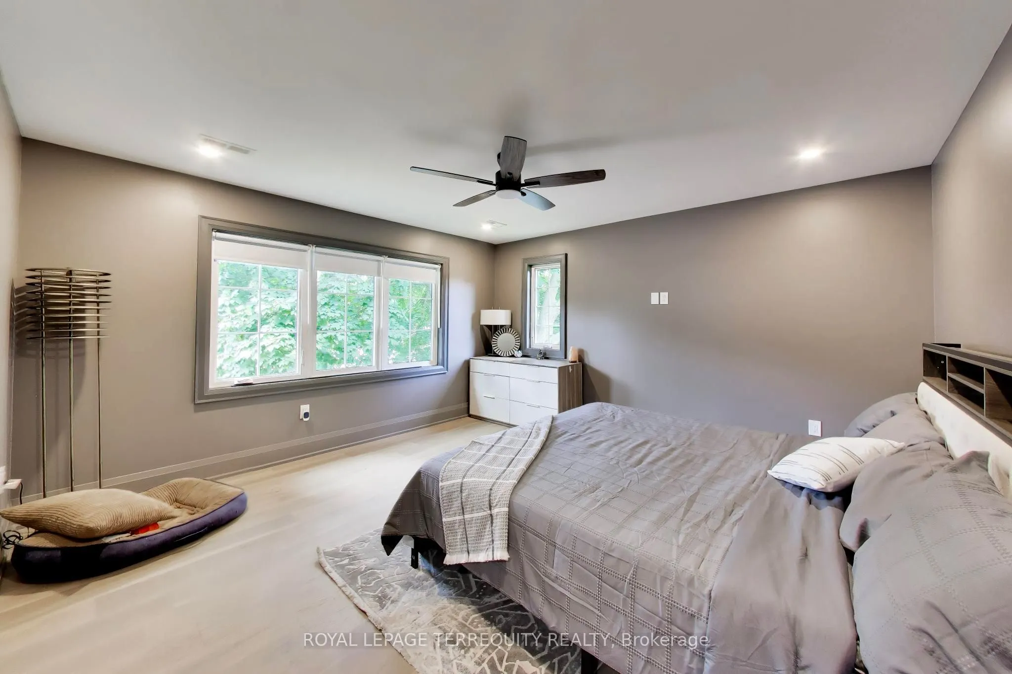 1621 Skyline Drive