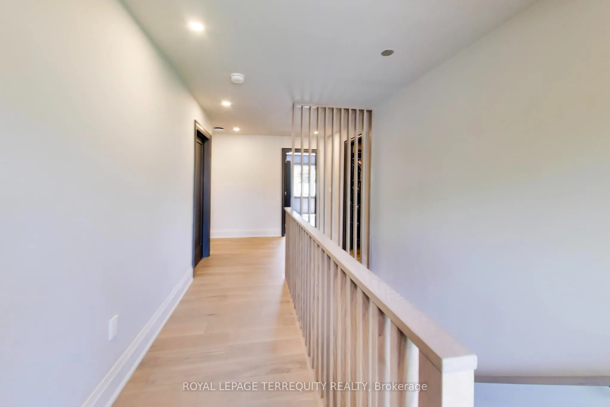 1621 Skyline Drive