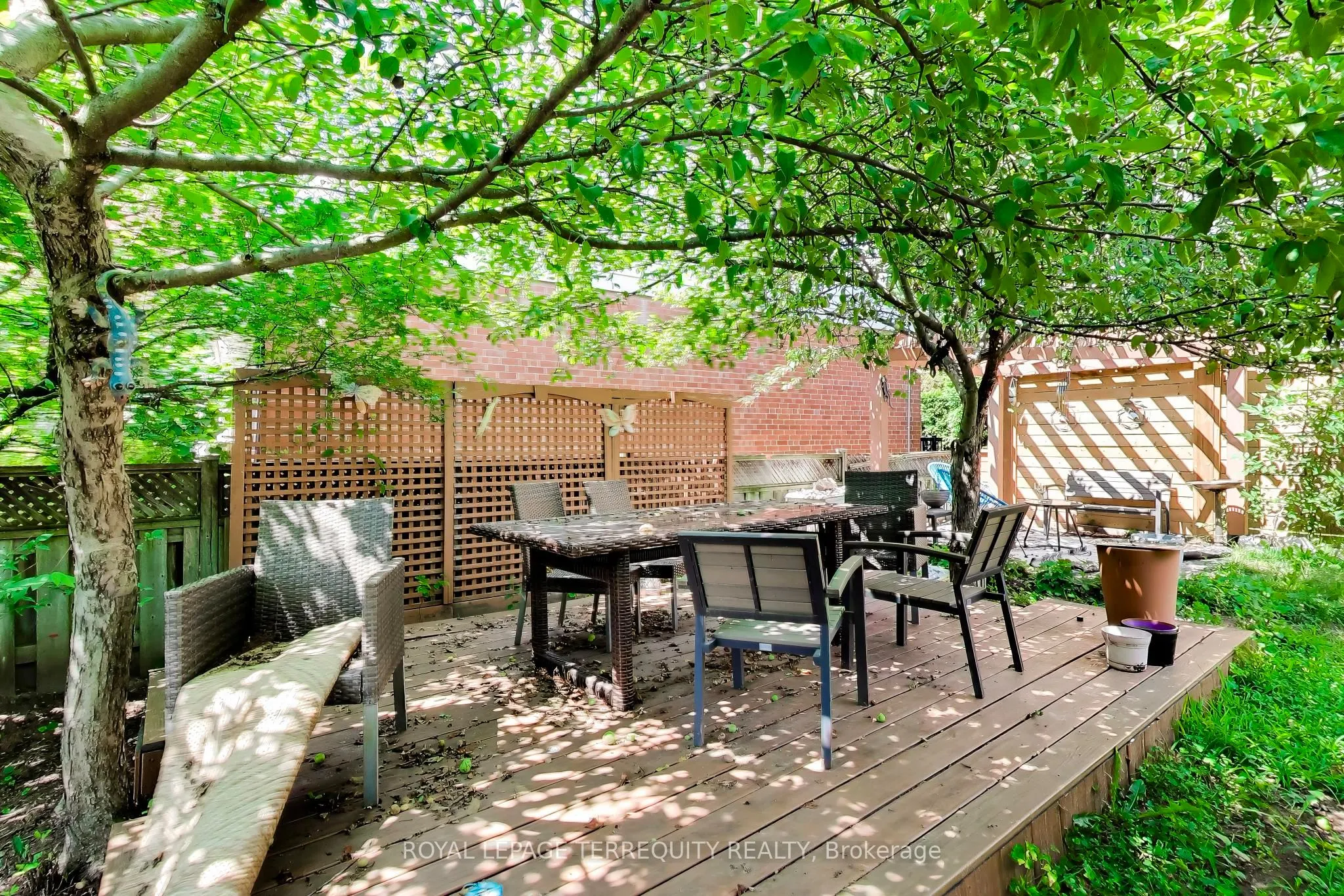 1621 Skyline Drive