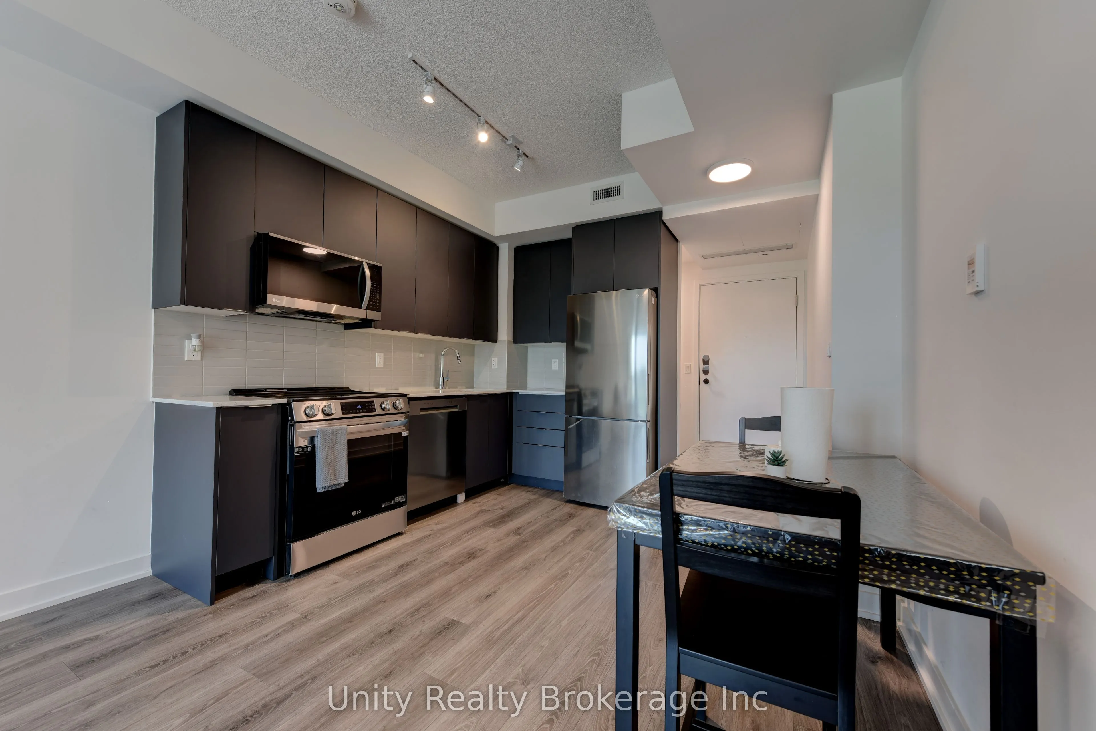 225 Malta Avenue E #302