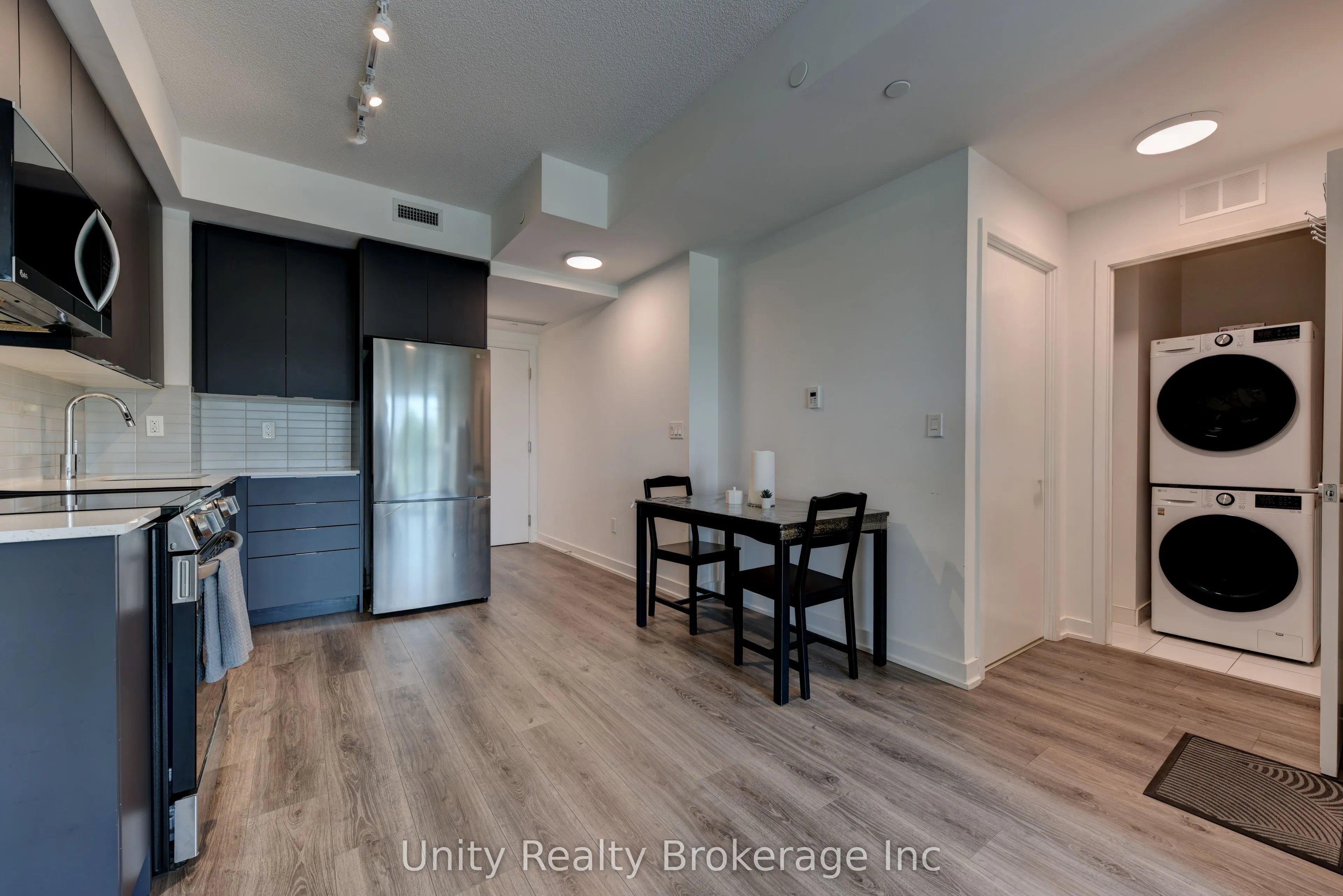 225 Malta Avenue E #302