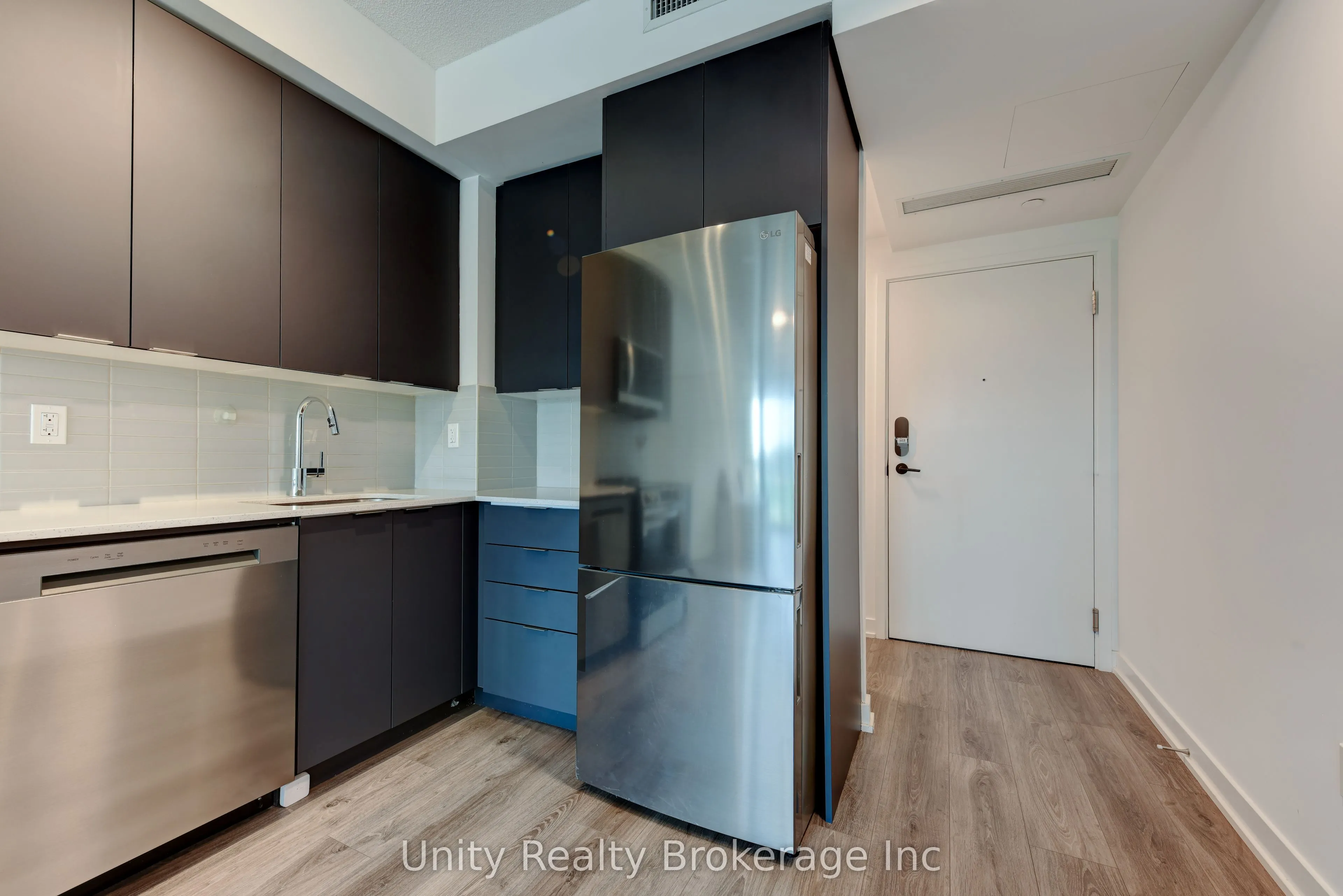 225 Malta Avenue E #302