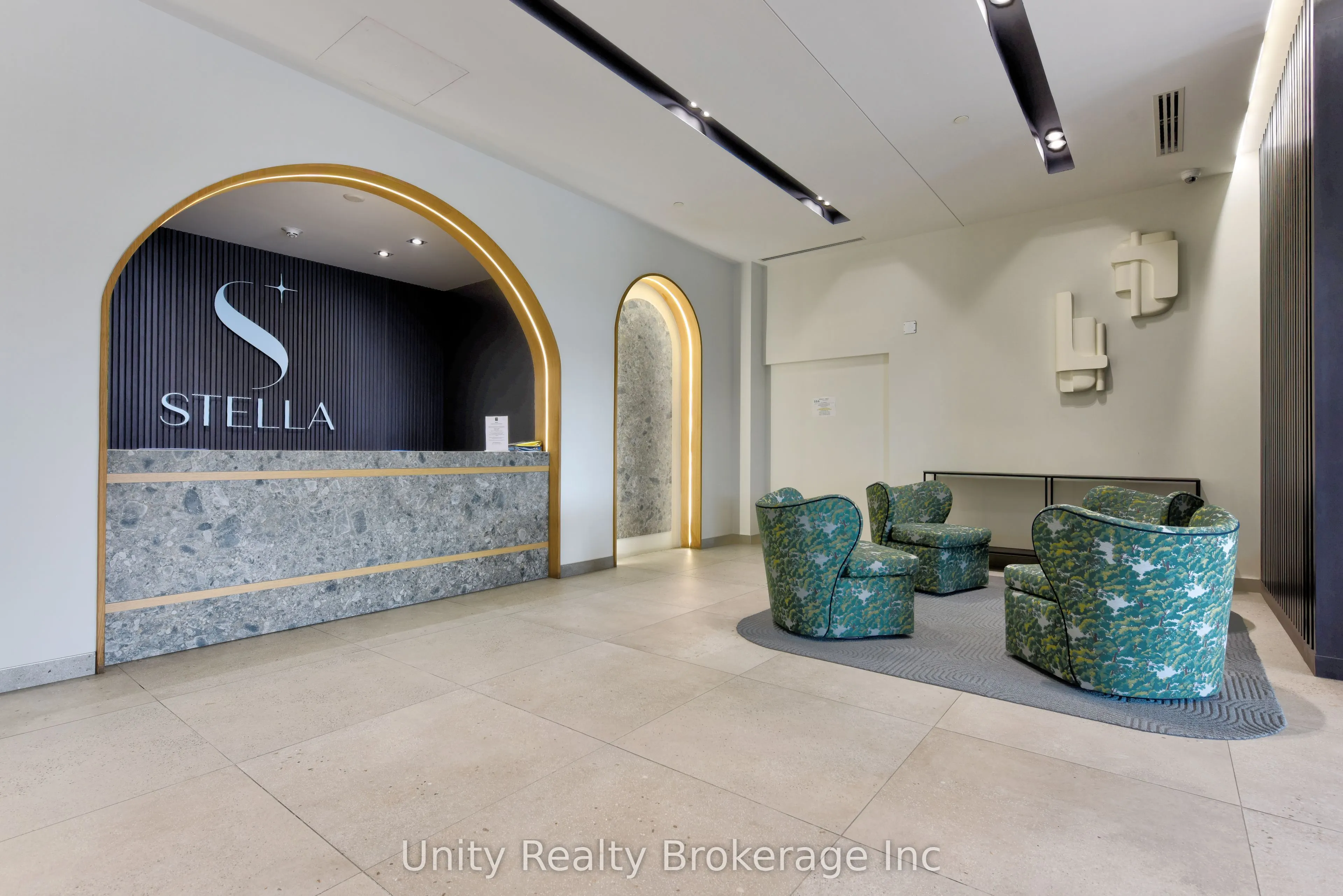 225 Malta Avenue E #302