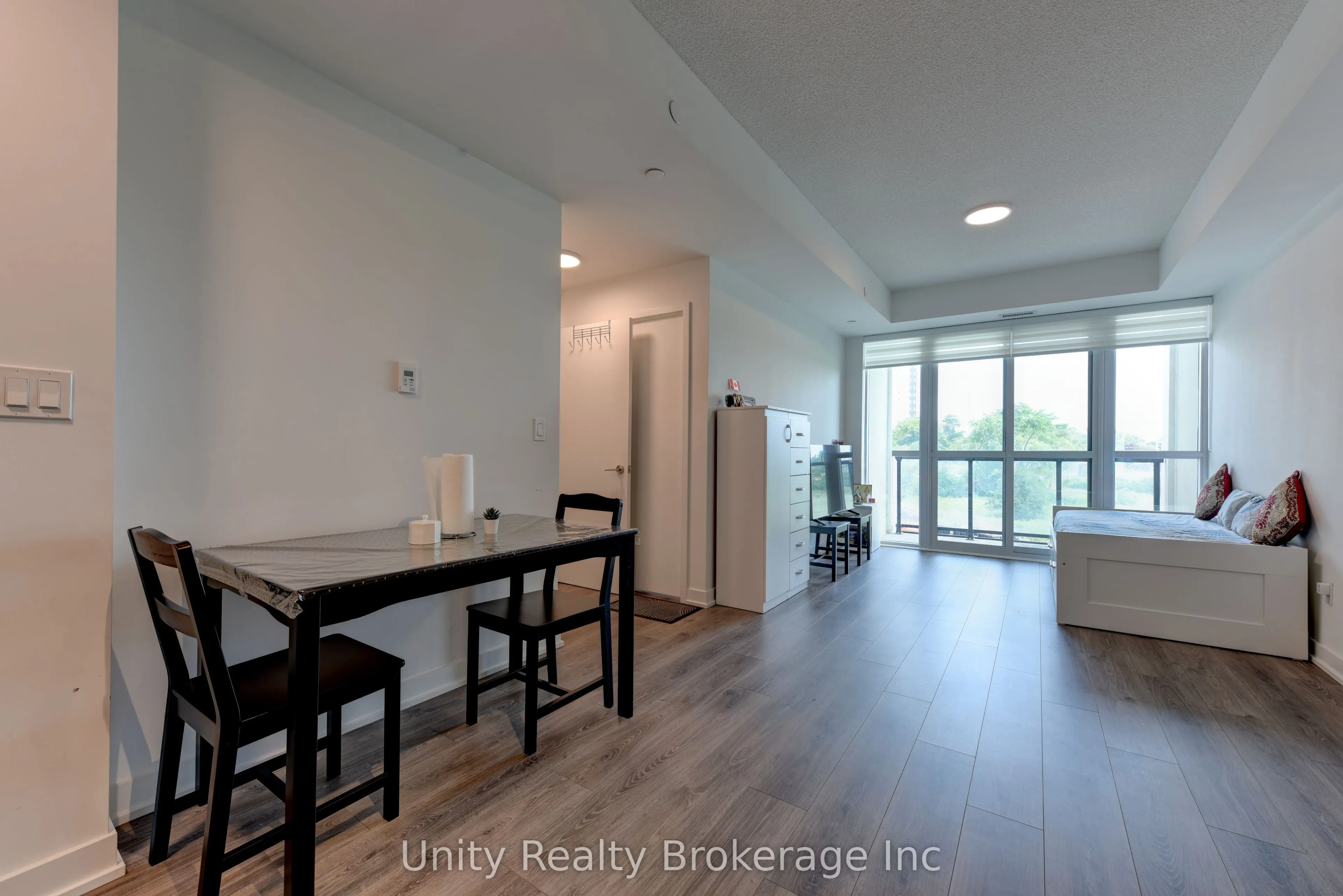 225 Malta Avenue E #302