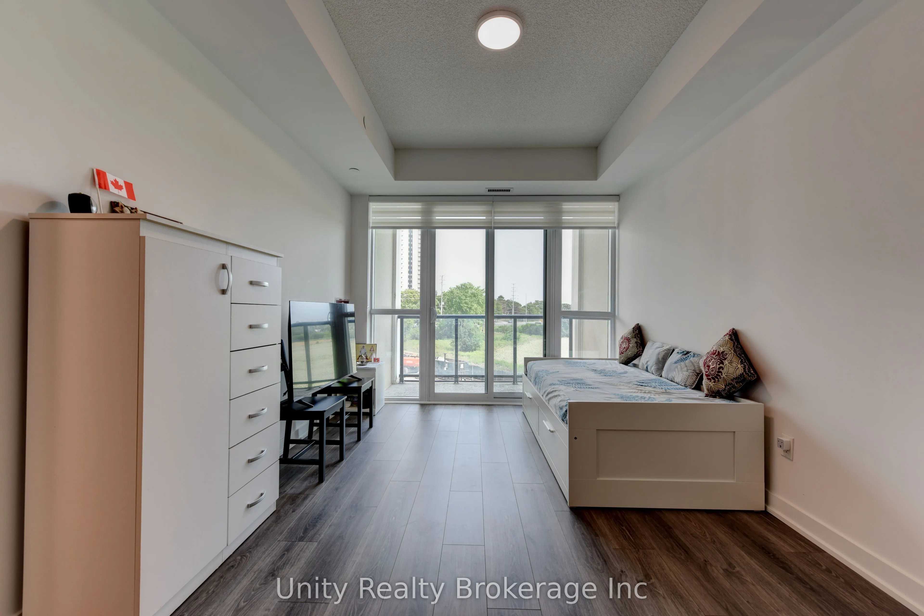 225 Malta Avenue E #302