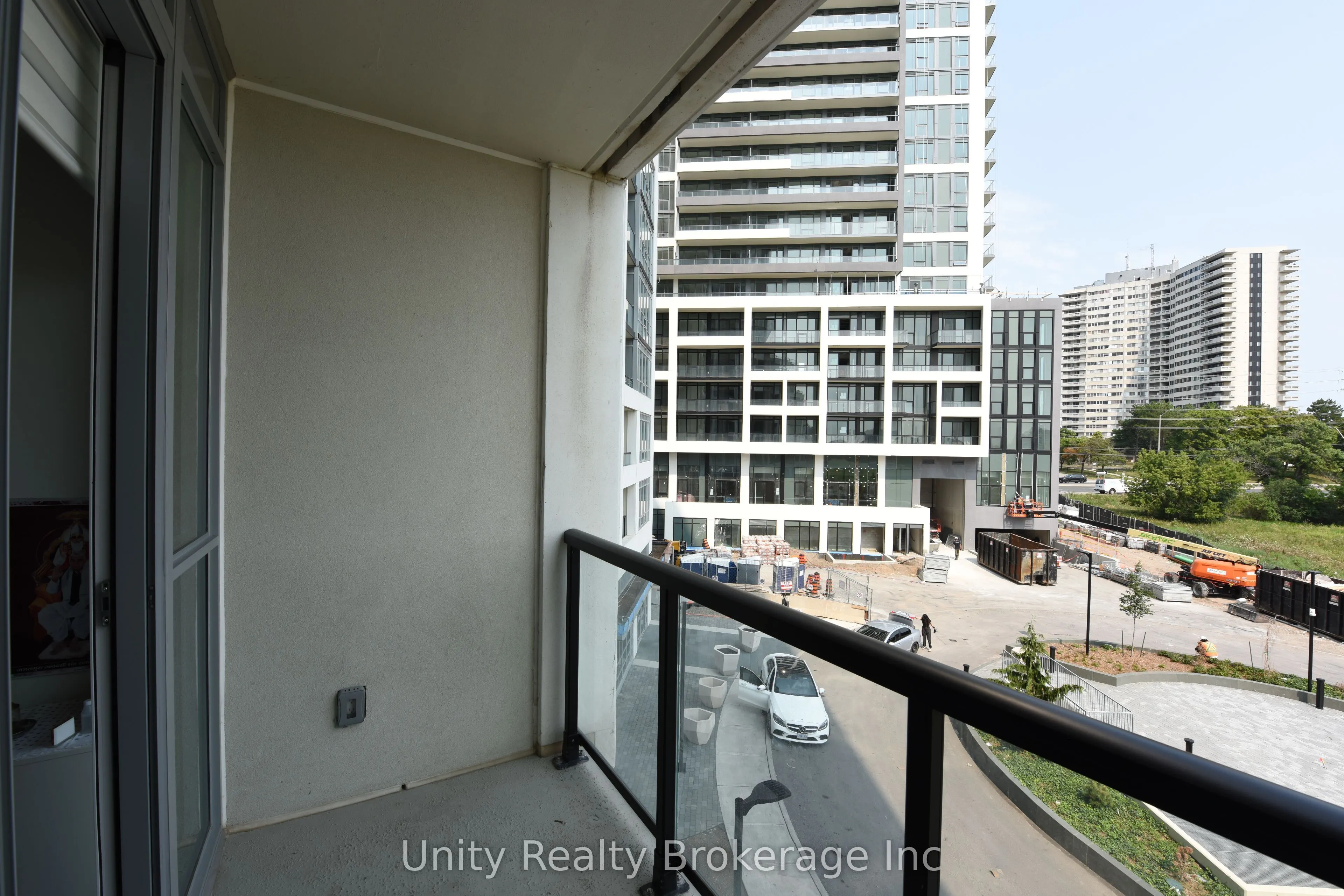 225 Malta Avenue E #302