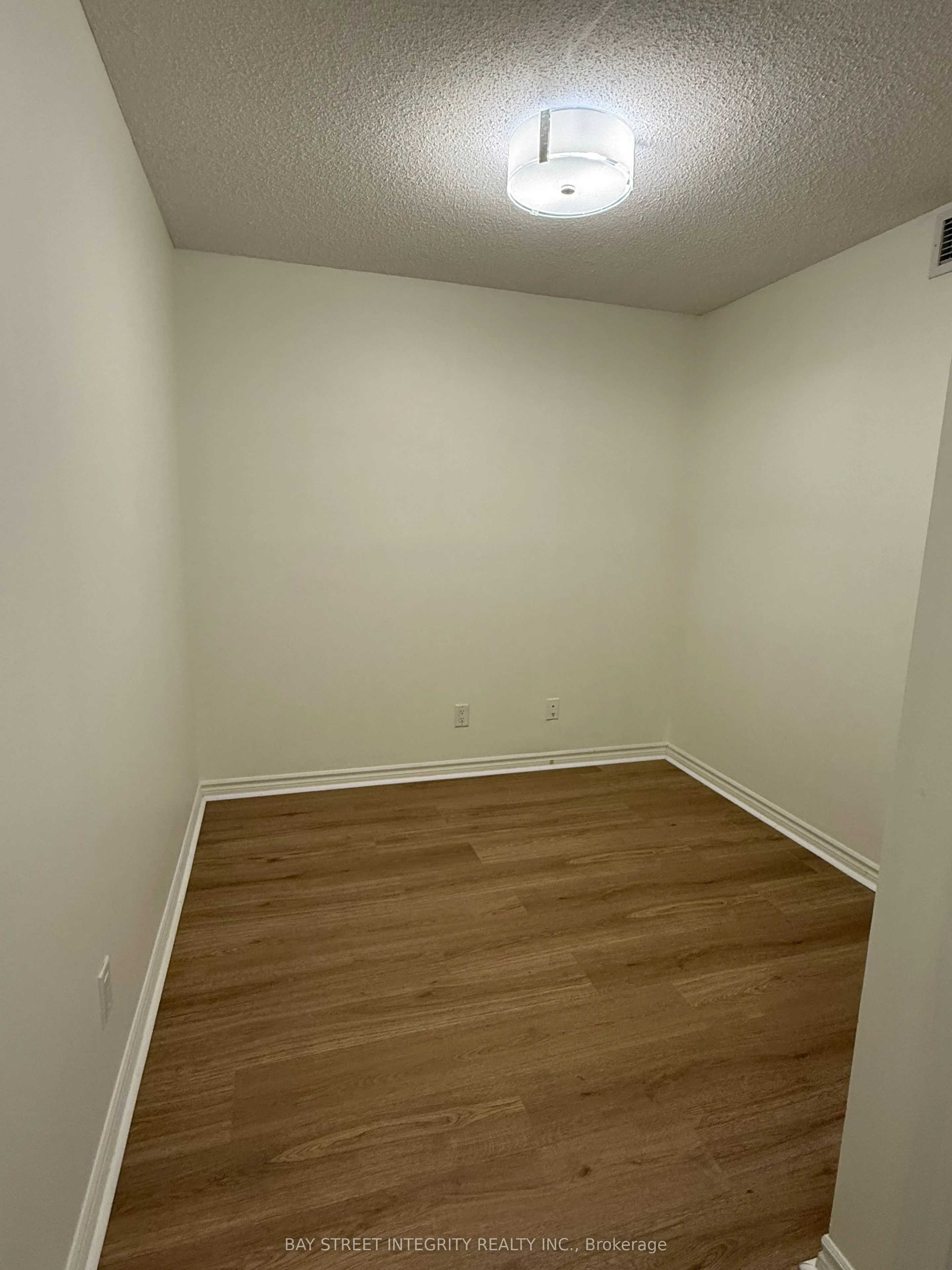 3888 Duke Of York Boulevard #2328
