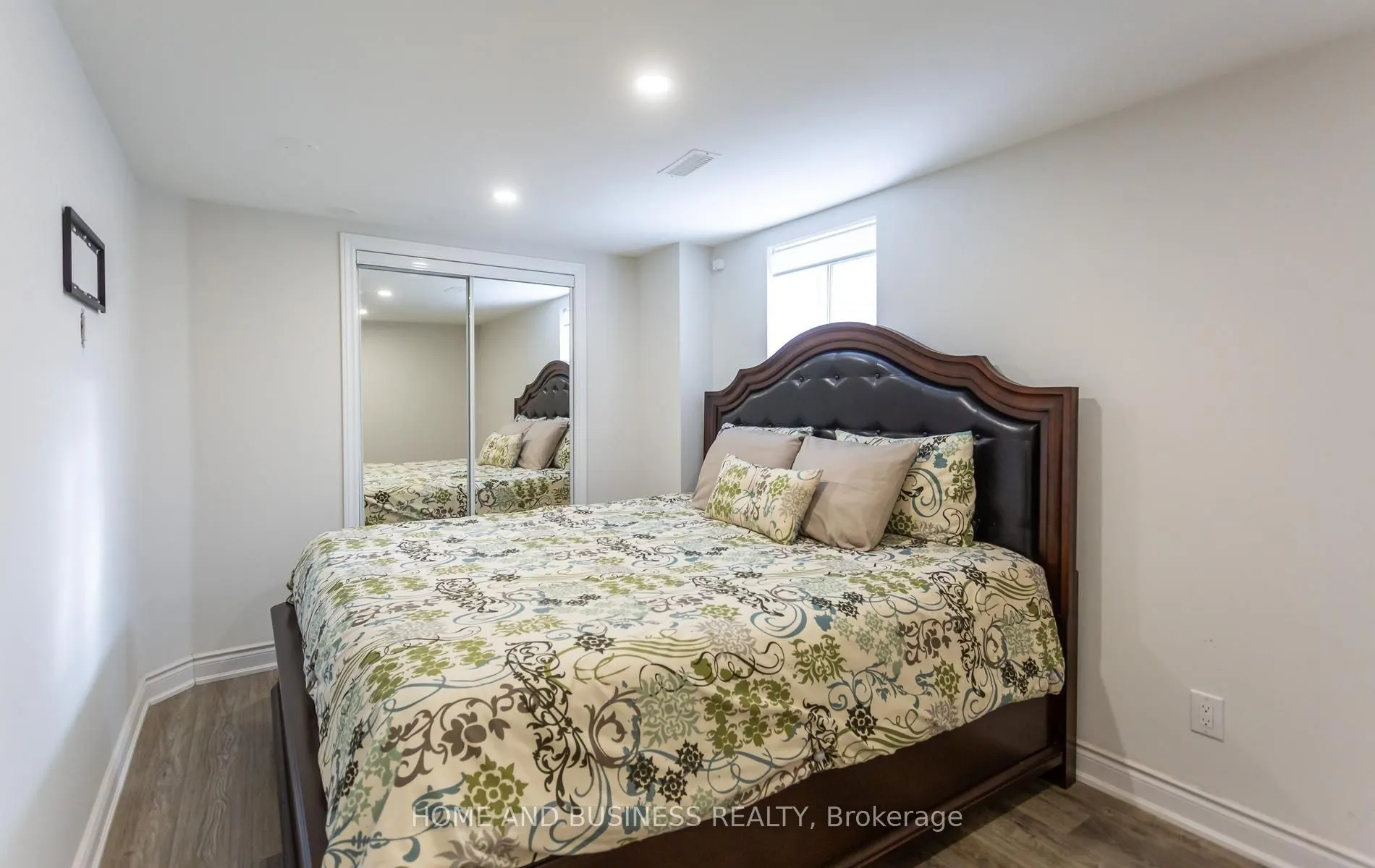 1335 Mississauga Road