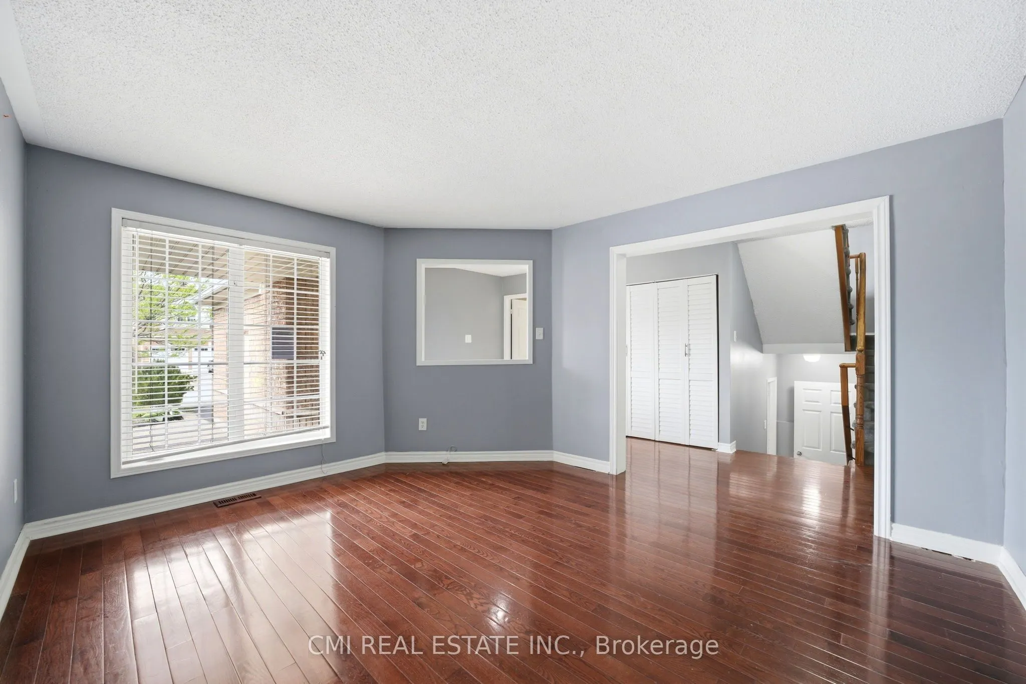 147 Porchlight Road