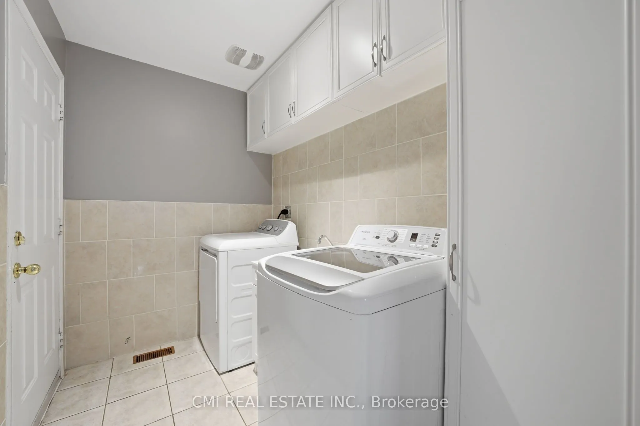 147 Porchlight Road