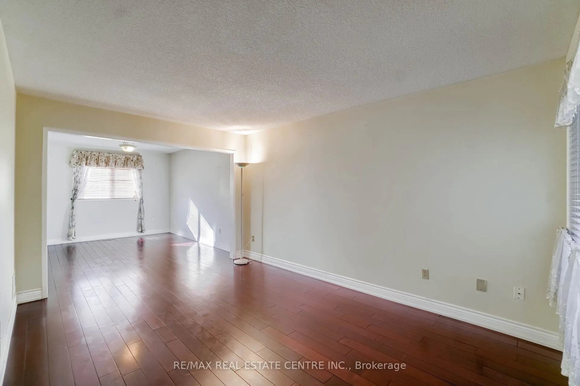 3725 Althorpe Circle