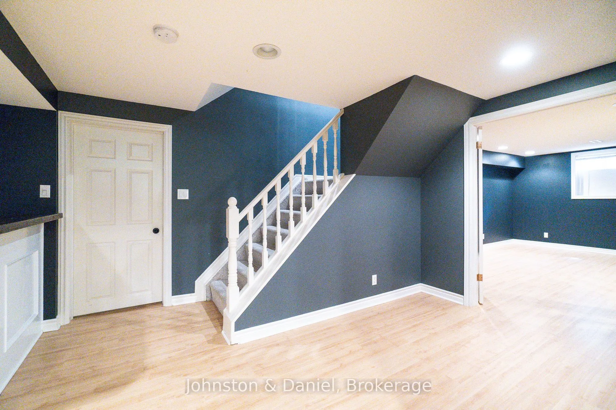12 Jason Crescent