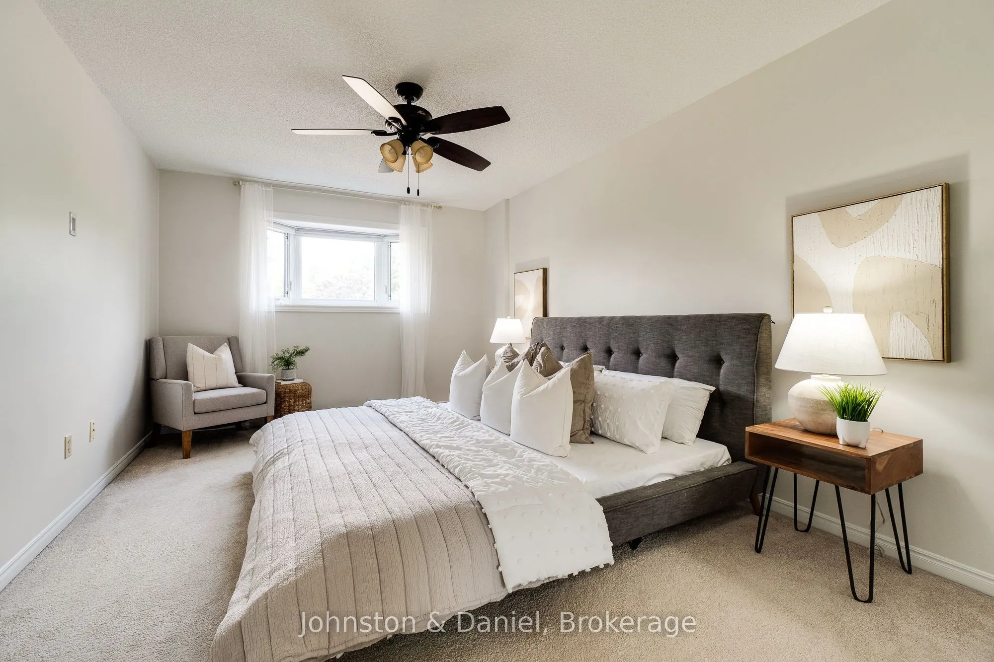 12 Jason Crescent