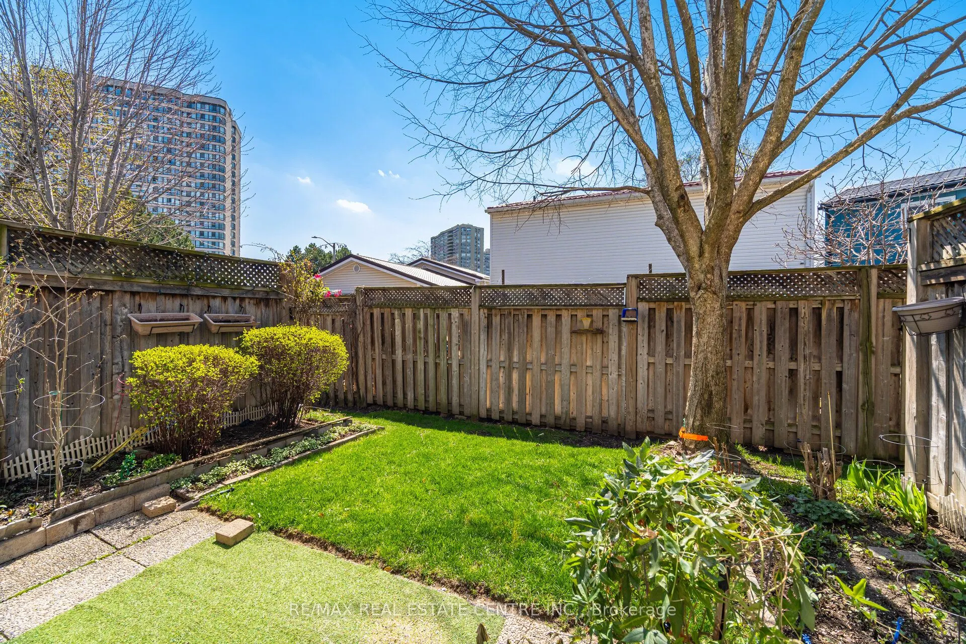 3 Hartnell Square #2