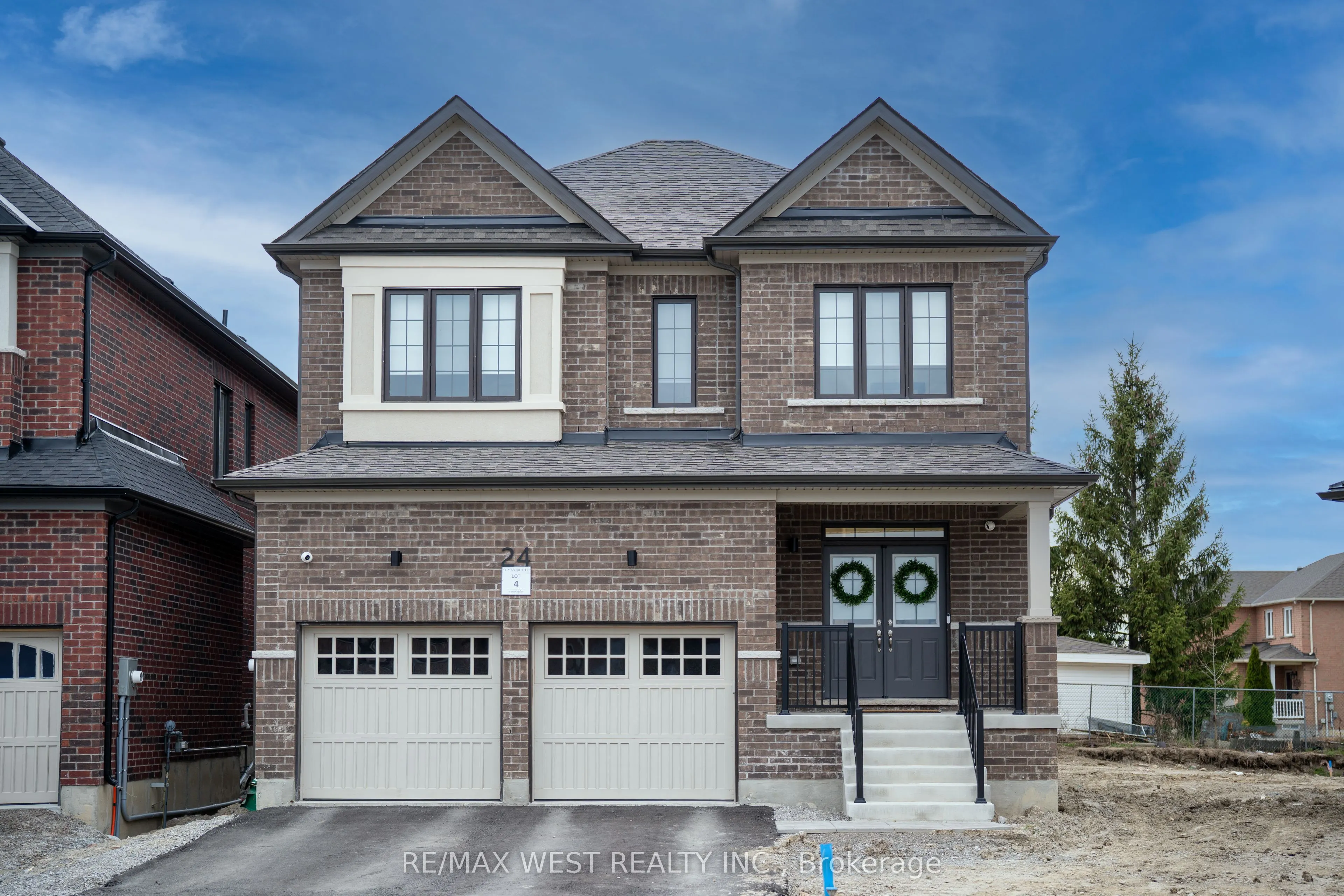 24 Hanton Crescent