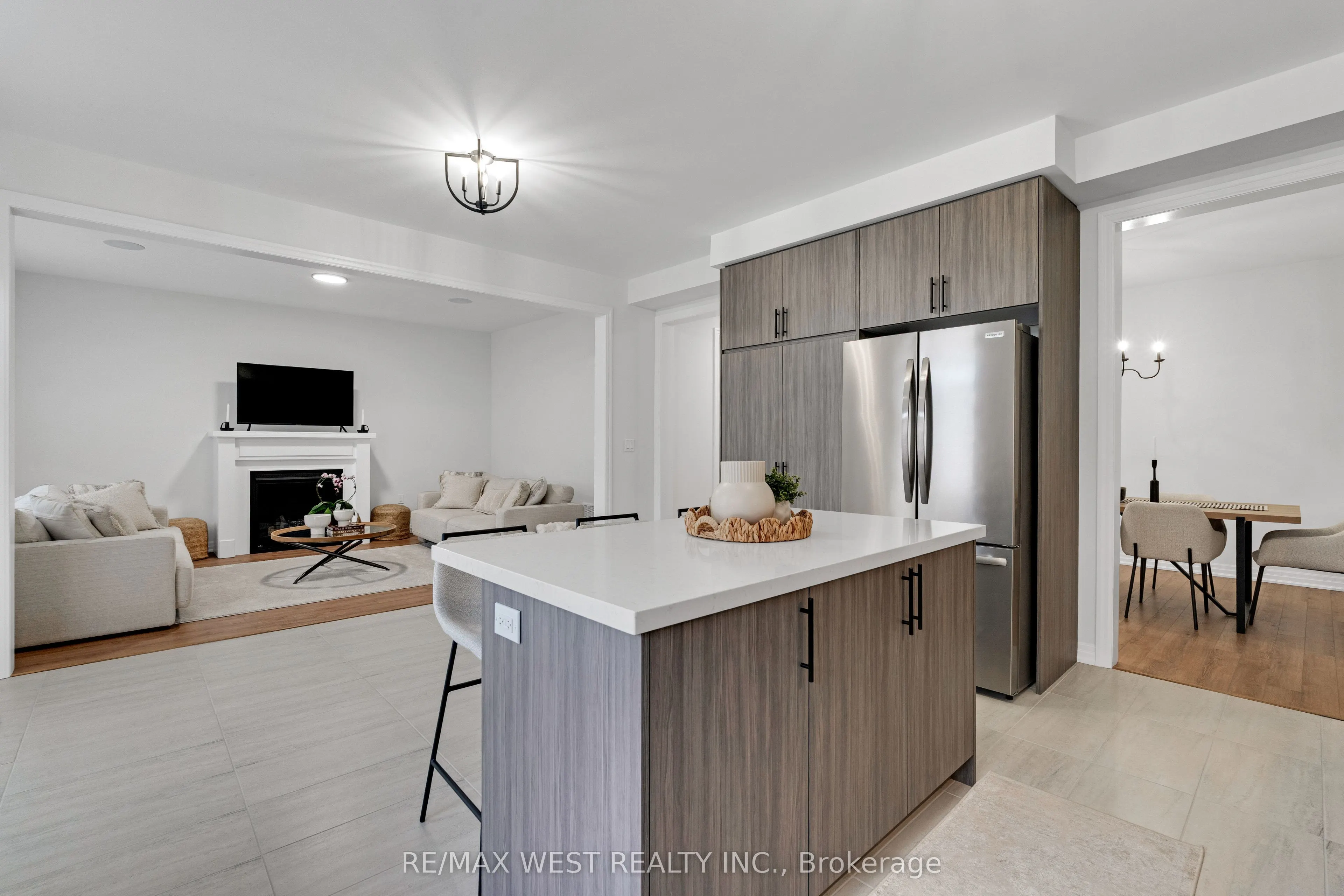24 Hanton Crescent