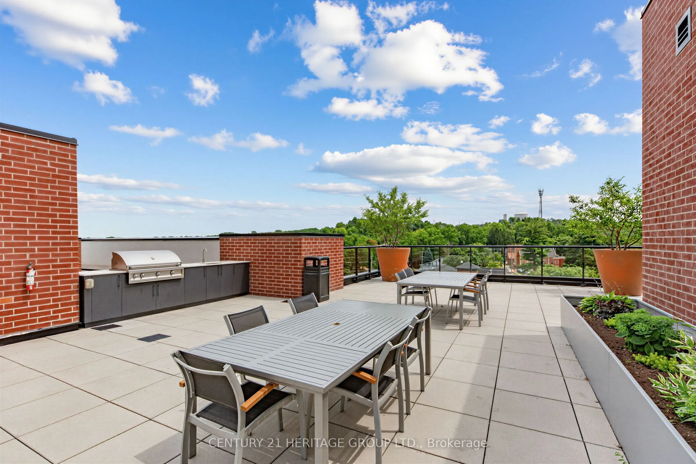 50 Ann Street #212
