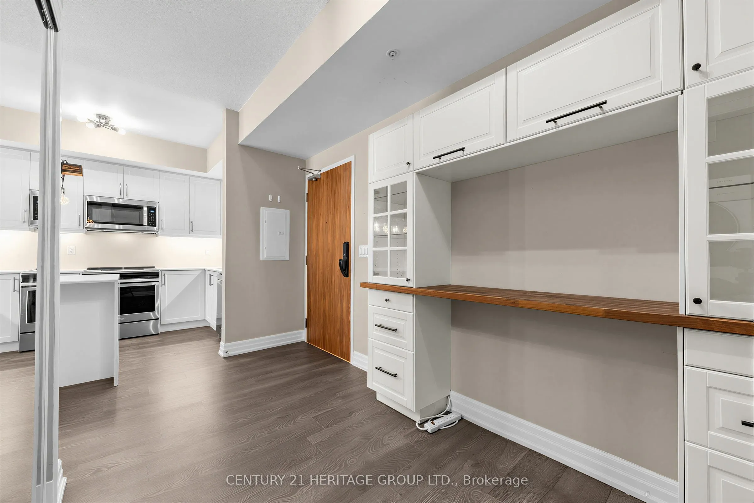 50 Ann Street #212