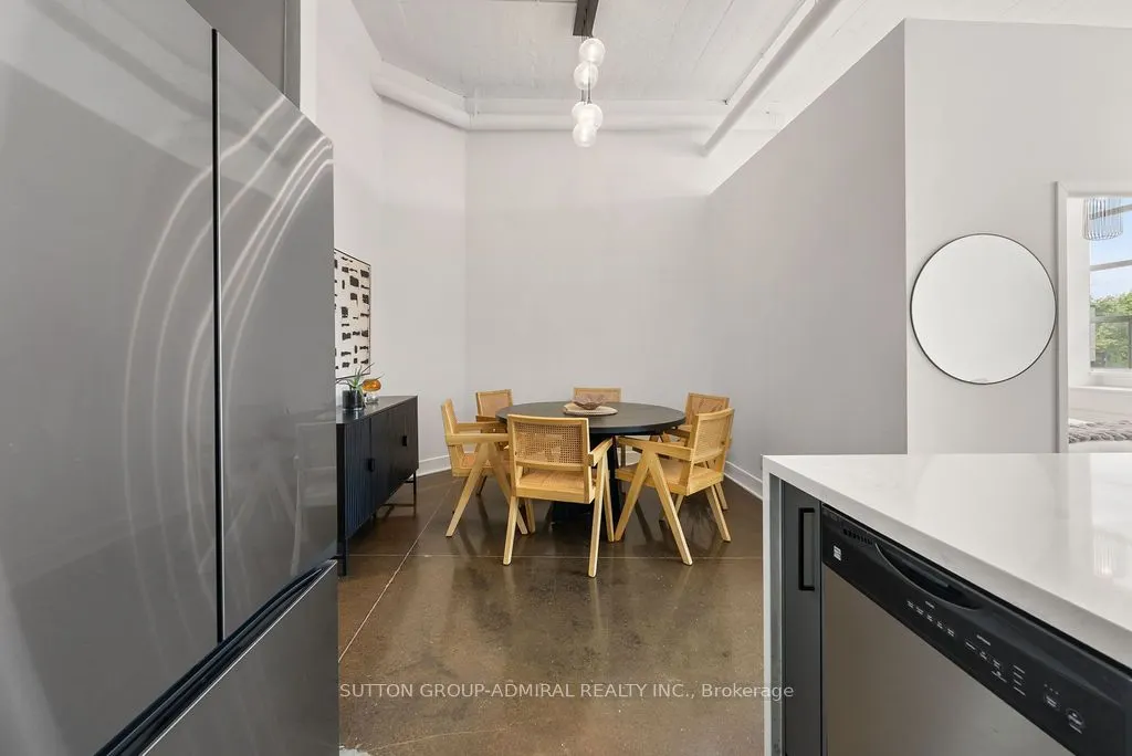 1001 Roselawn Avenue #124