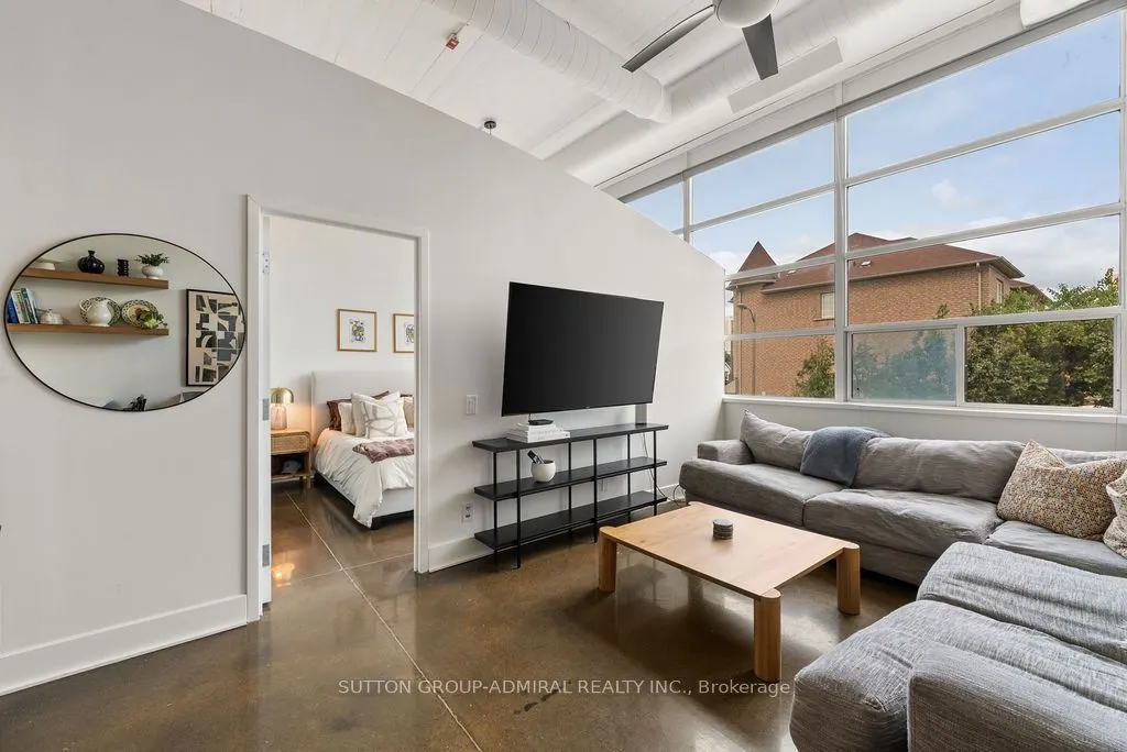 1001 Roselawn Avenue #124