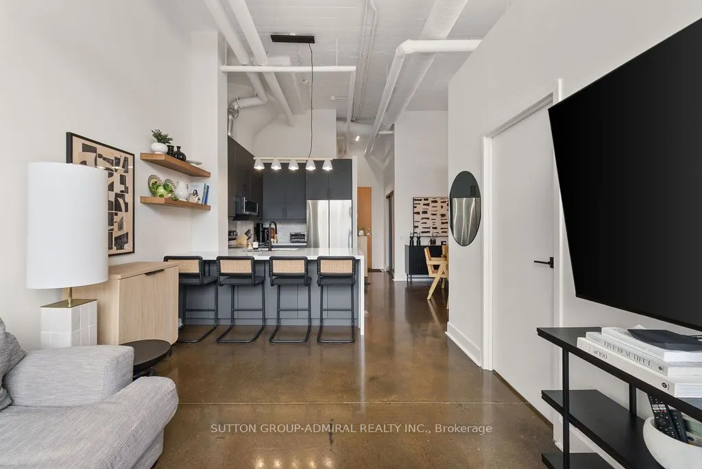 1001 Roselawn Avenue #124