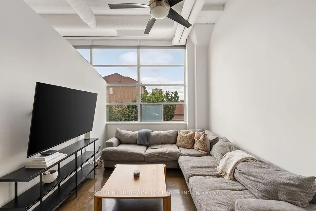 1001 Roselawn Avenue #124