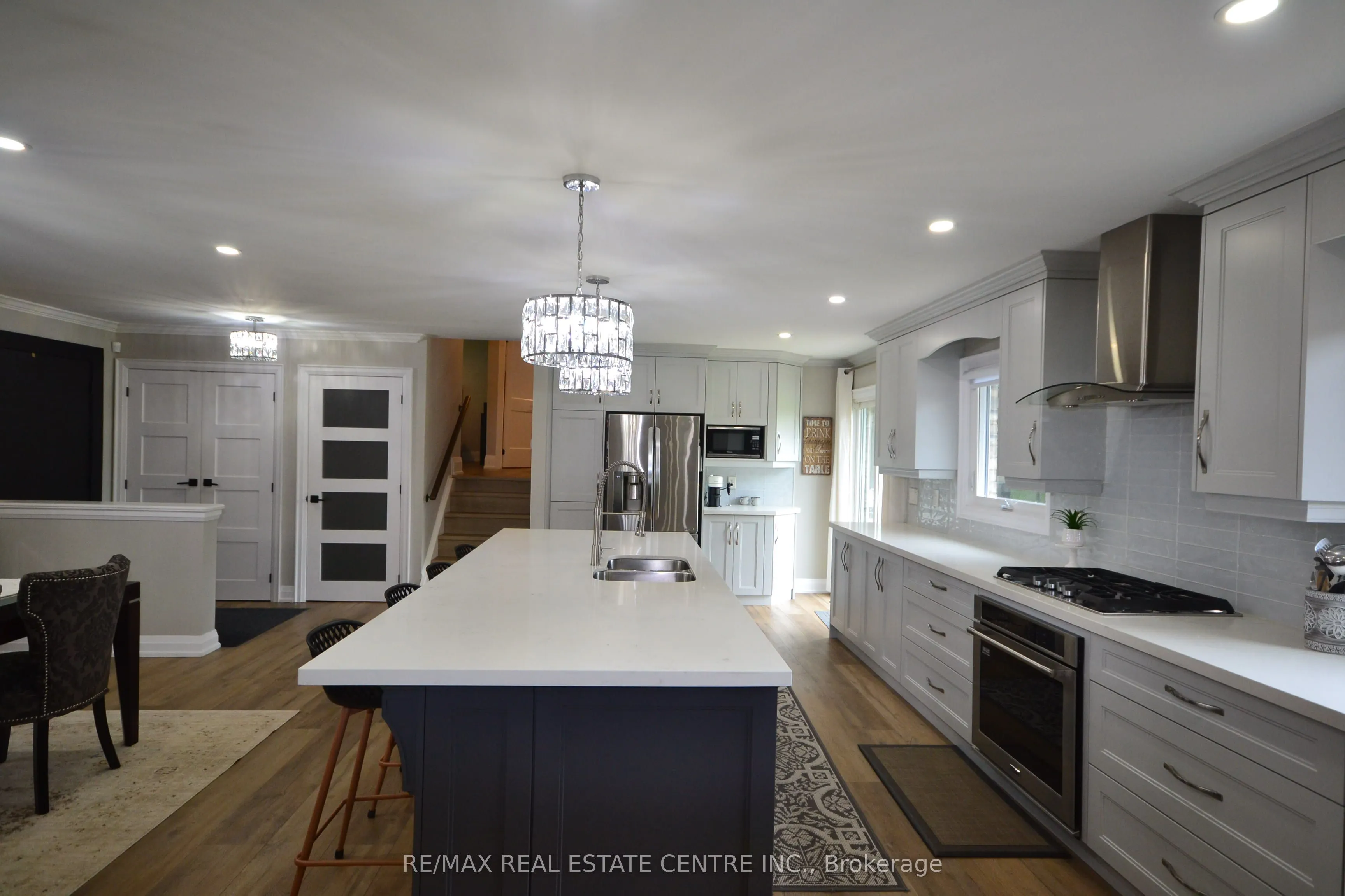 8 Kevinwood Drive