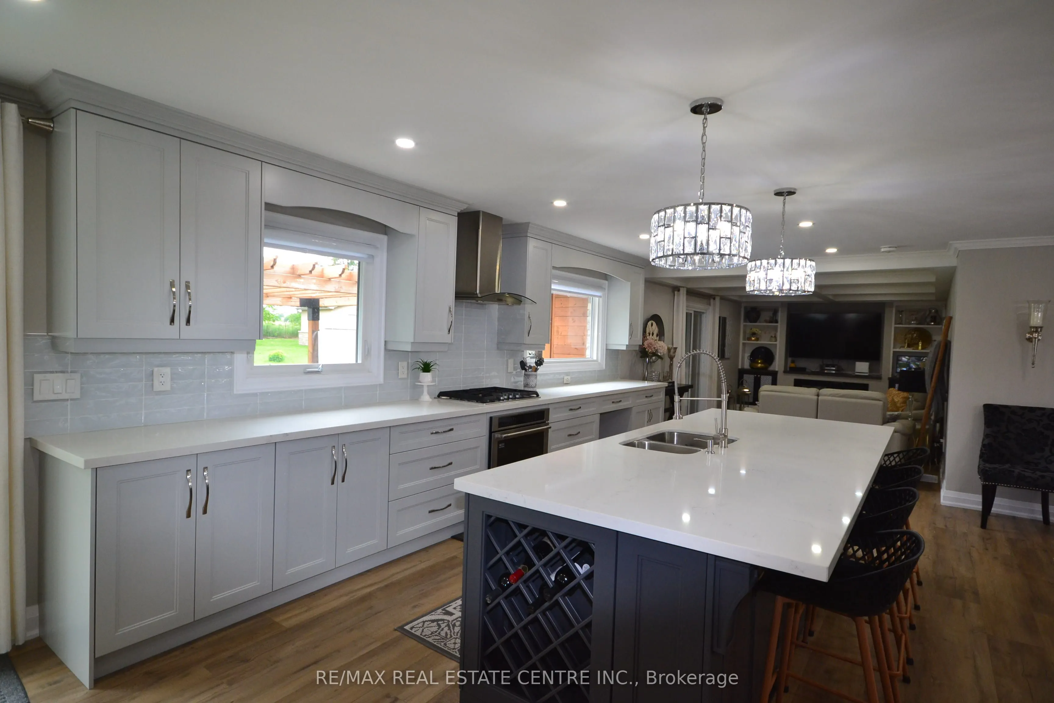 8 Kevinwood Drive