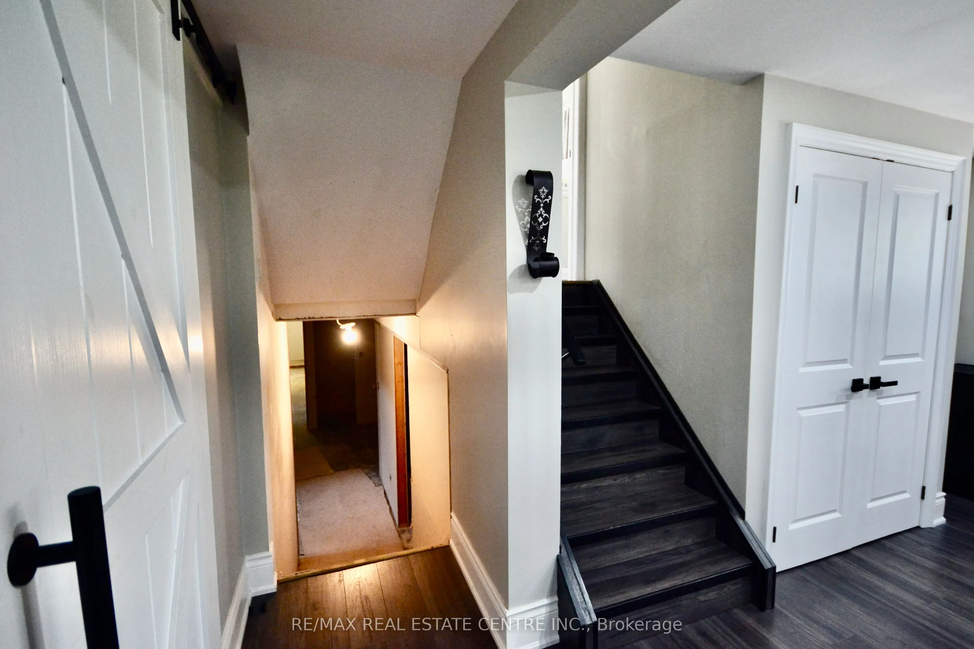 8 Kevinwood Drive
