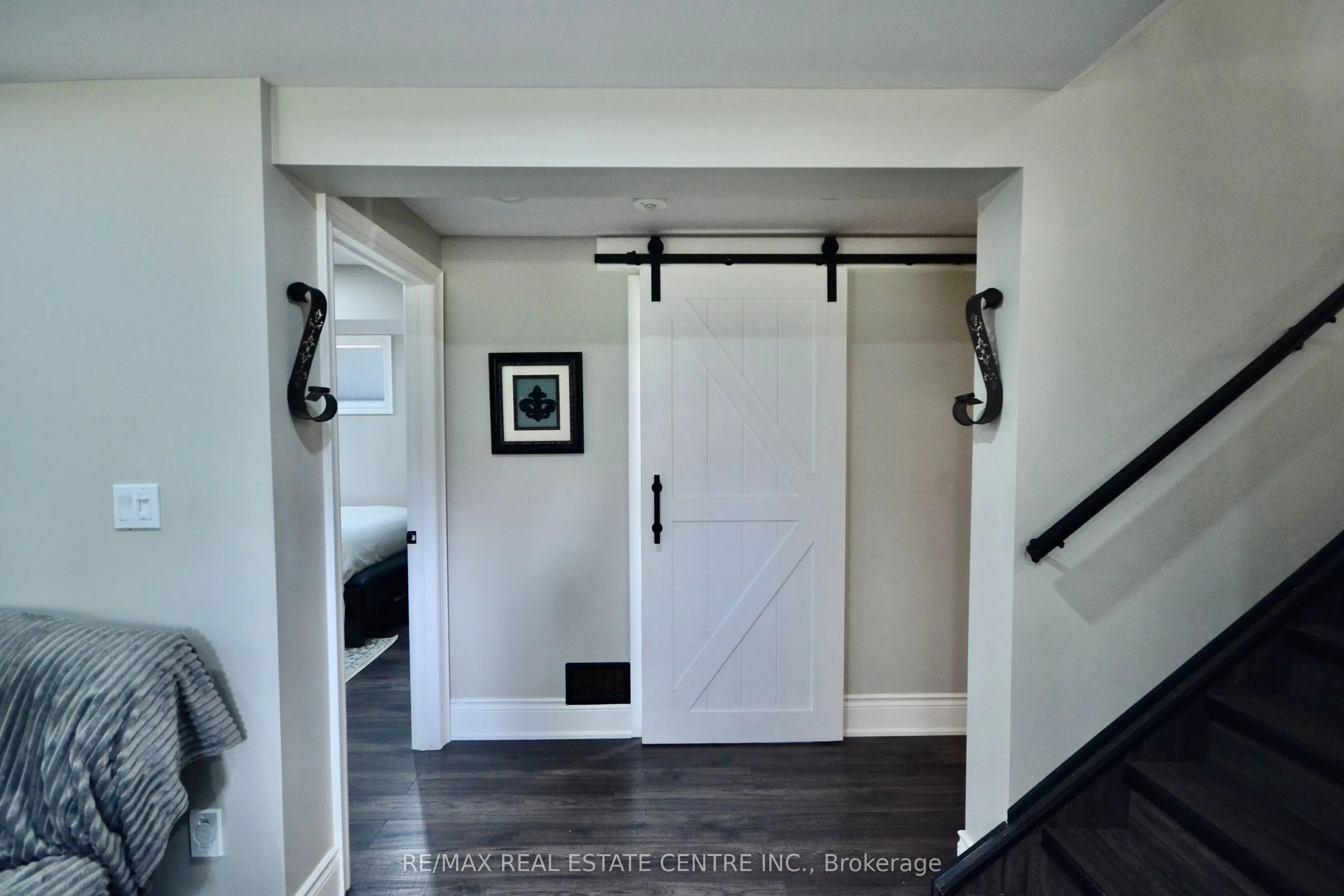 8 Kevinwood Drive