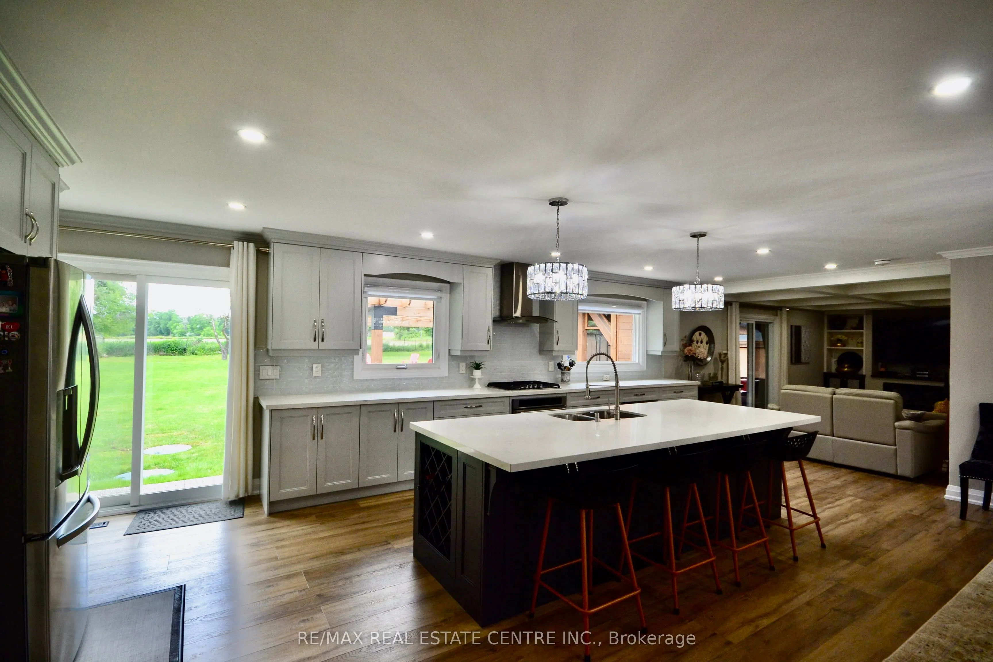 8 Kevinwood Drive