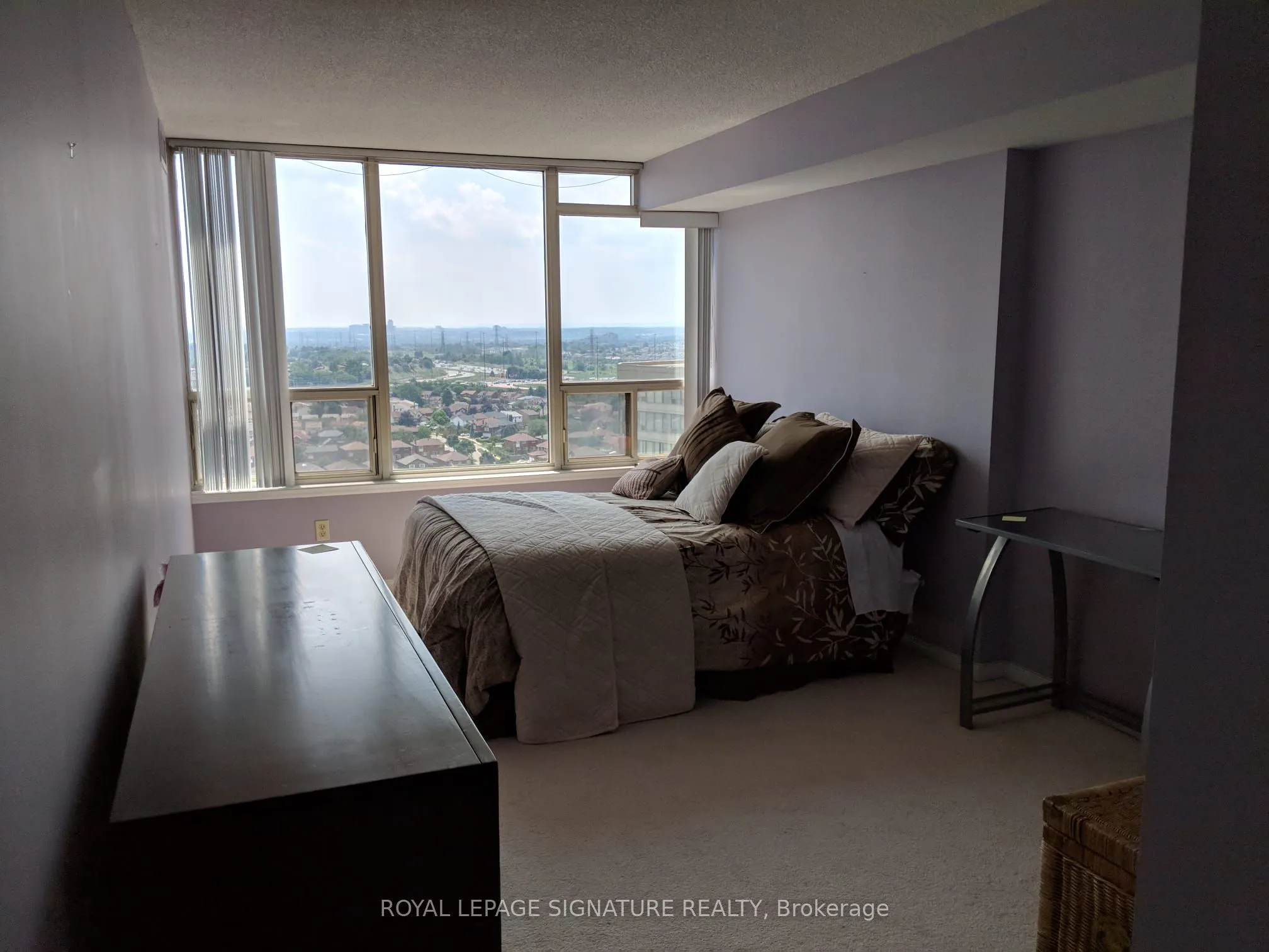330 Rathburn Road W #2209