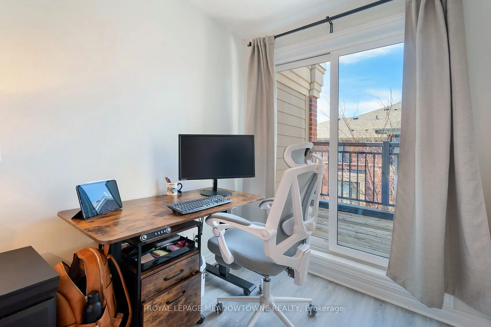 10 Carnation Avenue #19