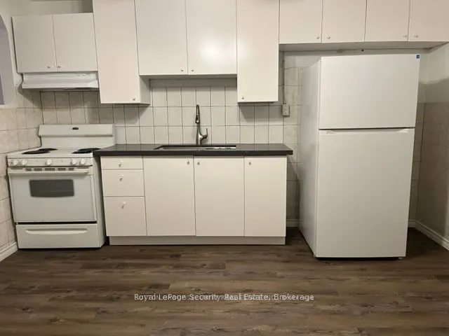 1746A Eglinton Avenue W #2