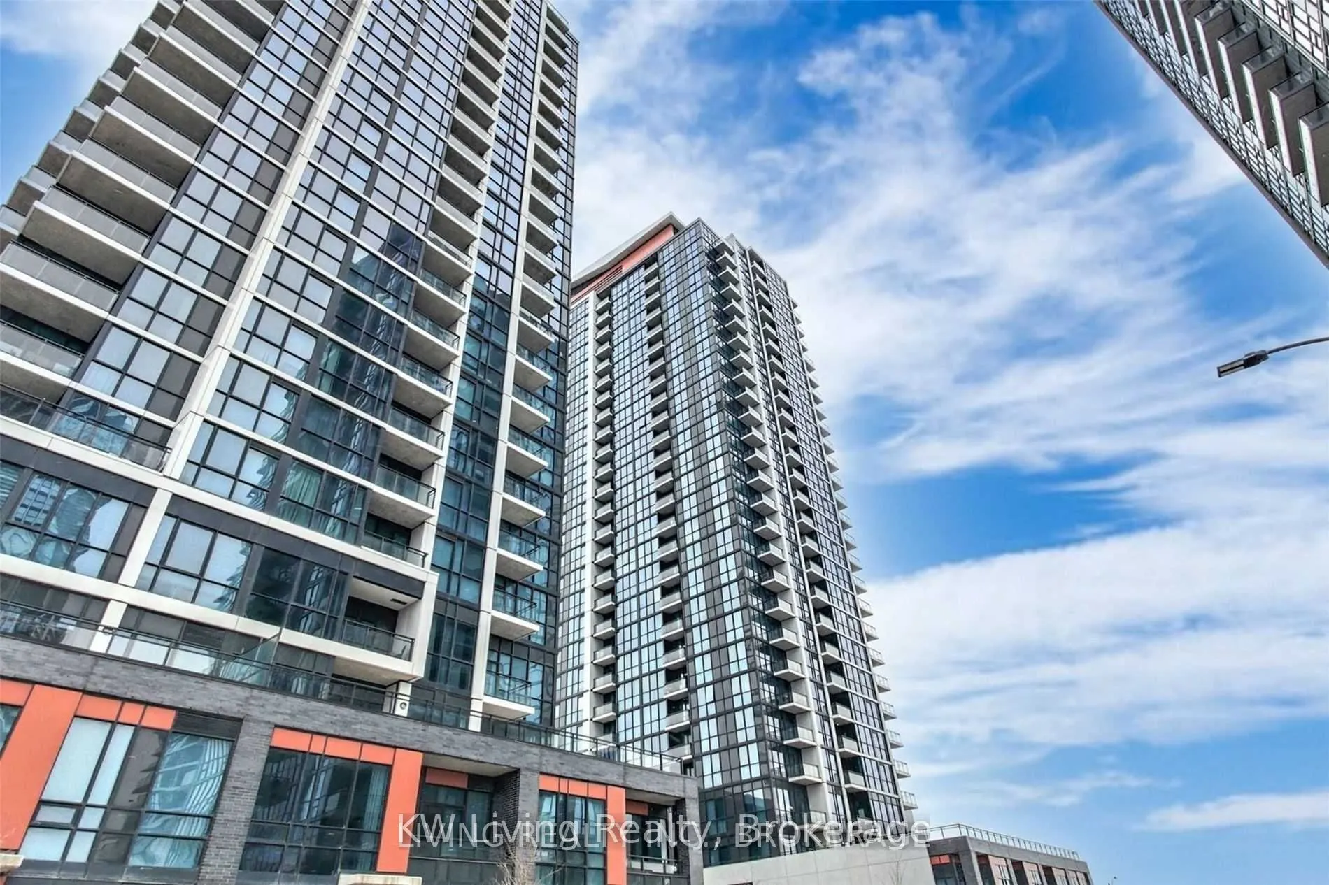 75 Eglinton Avenue W #1807