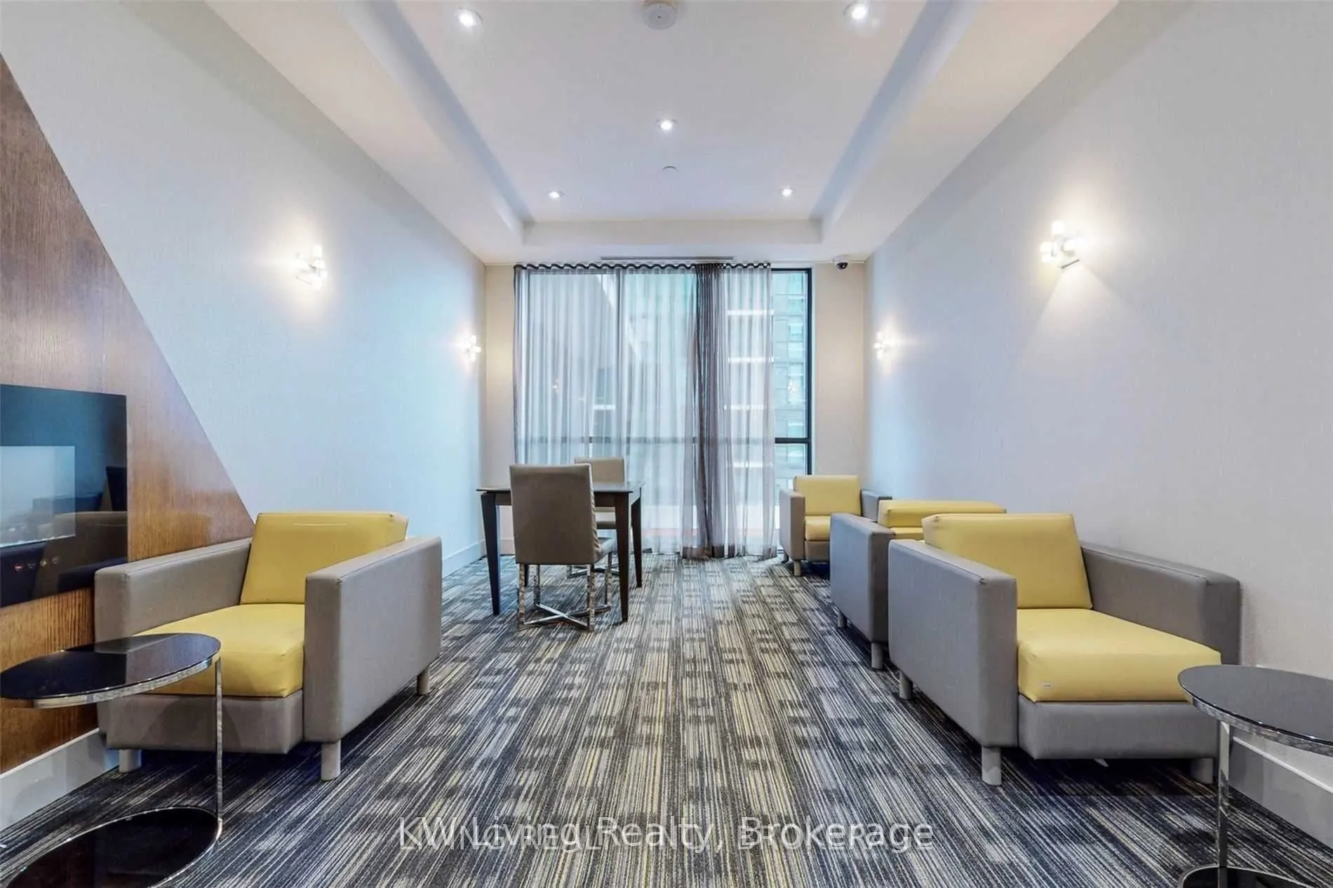 75 Eglinton Avenue W #1807